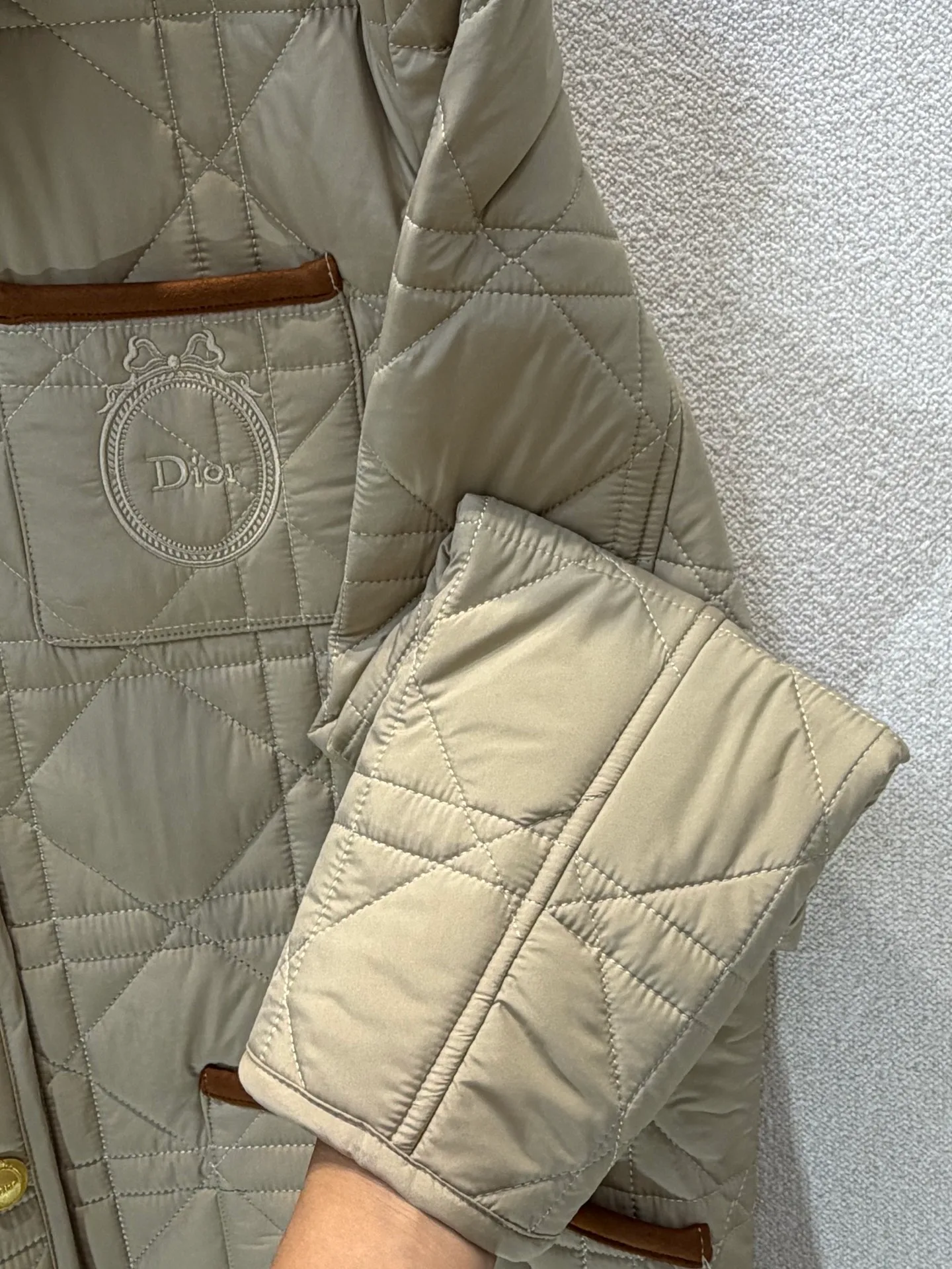 Куртки И Пуховики Женские Christian Dior 19335013