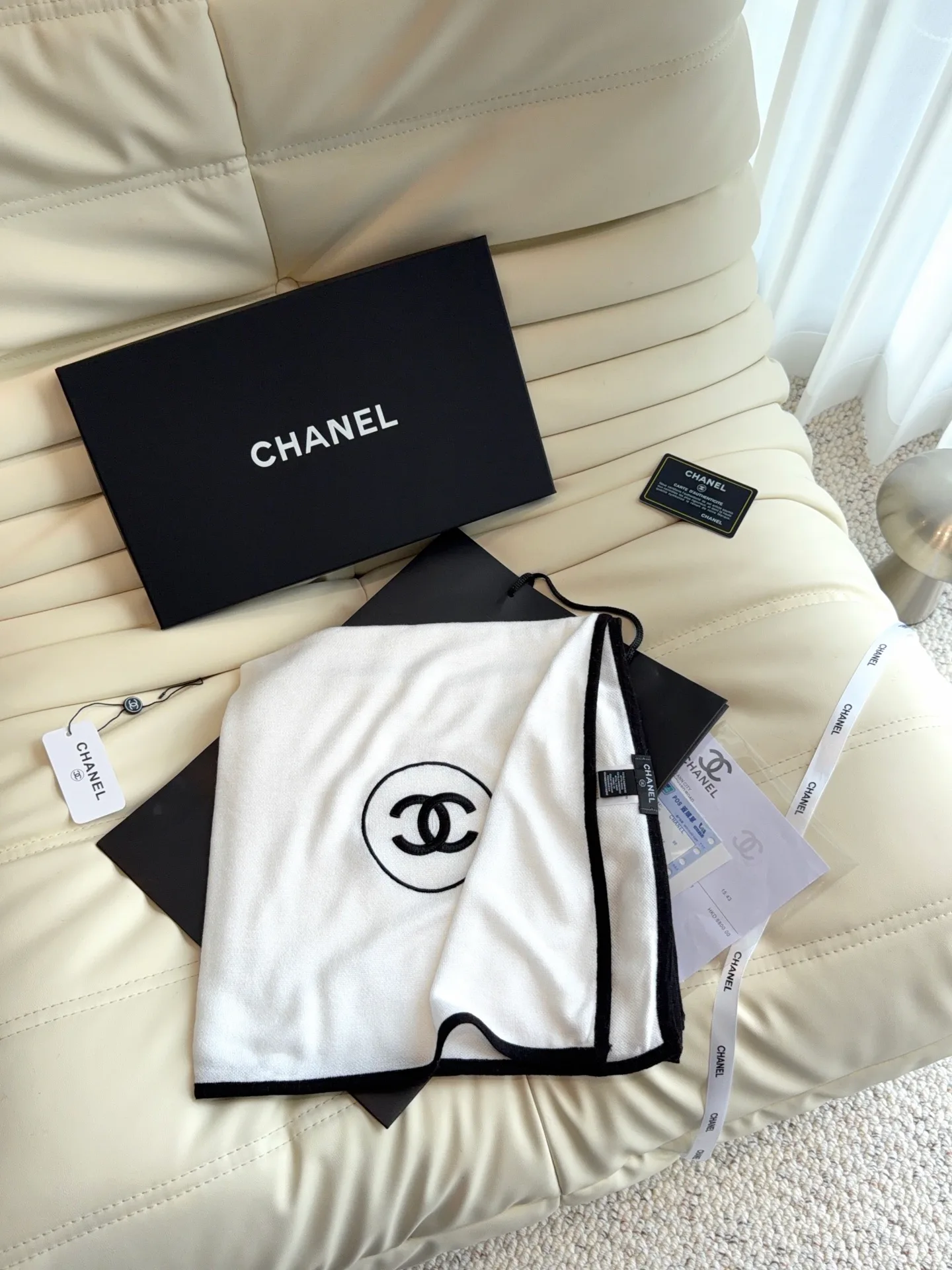 Шарфы Chanel 18675759