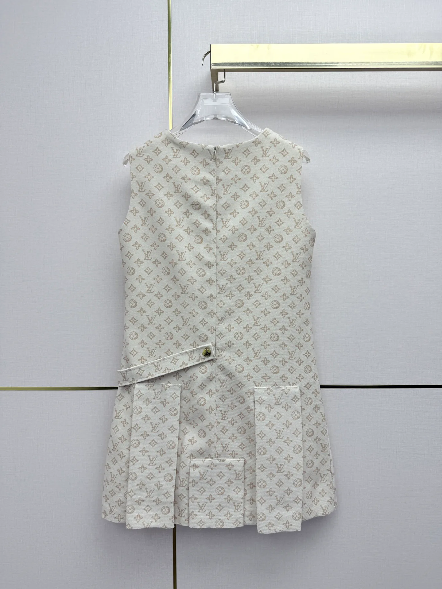 Платья Женские Louis Vuitton 12689496