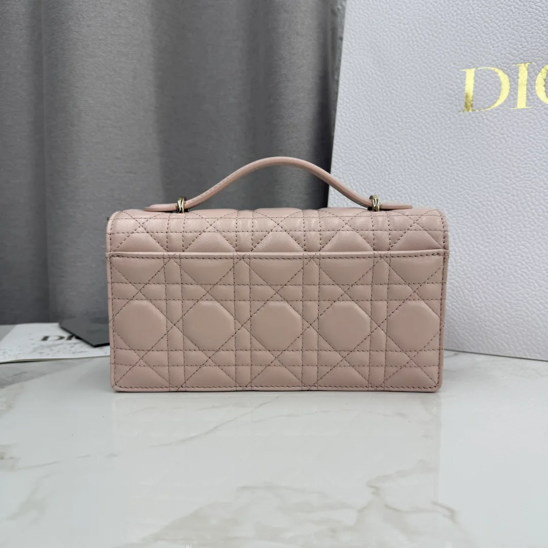 Классические Сумки Женские Christian Dior 12594775