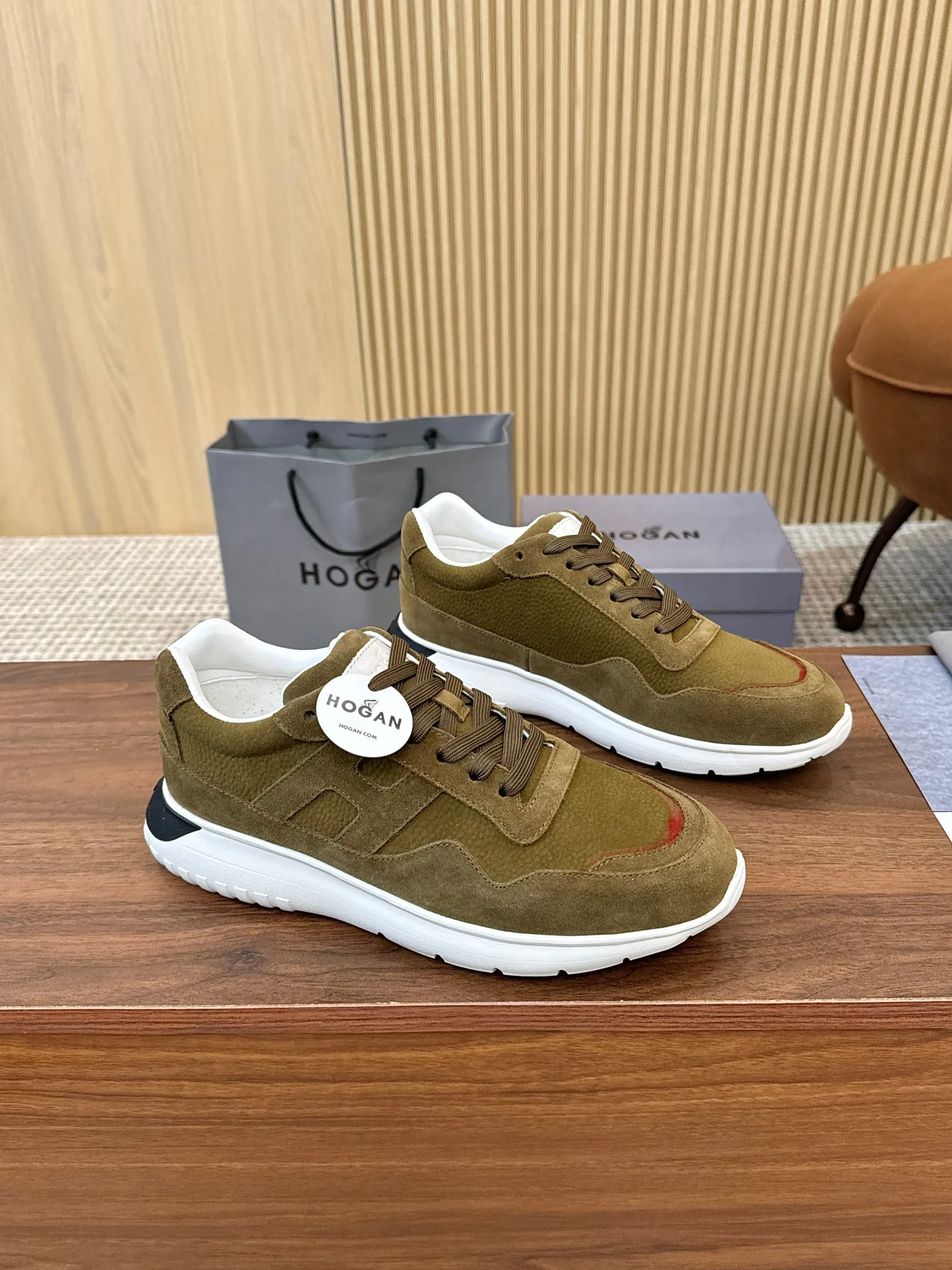 Кроссовки Женские Hogan 12835355