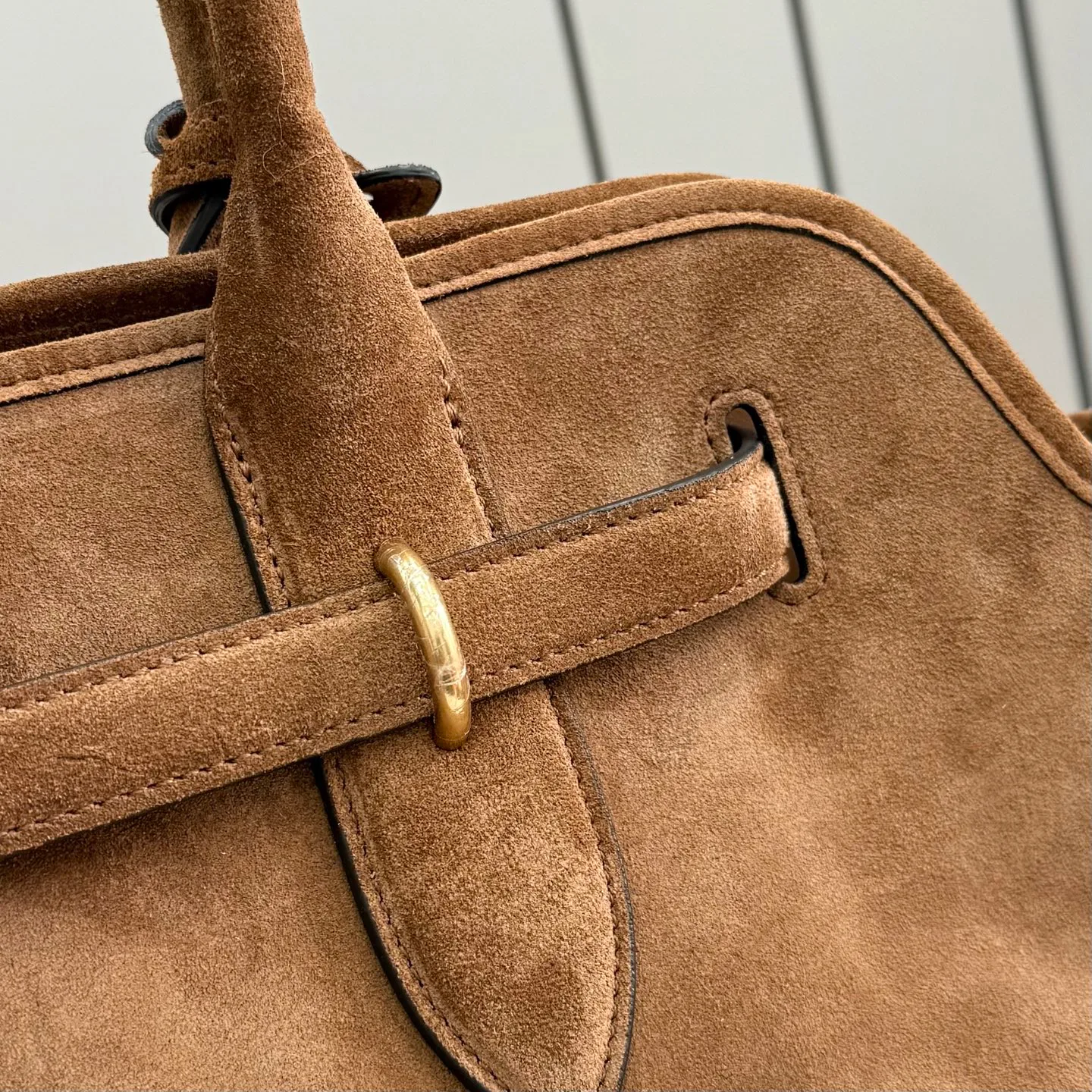 Классические Сумки Женские Miu Miu 11872253