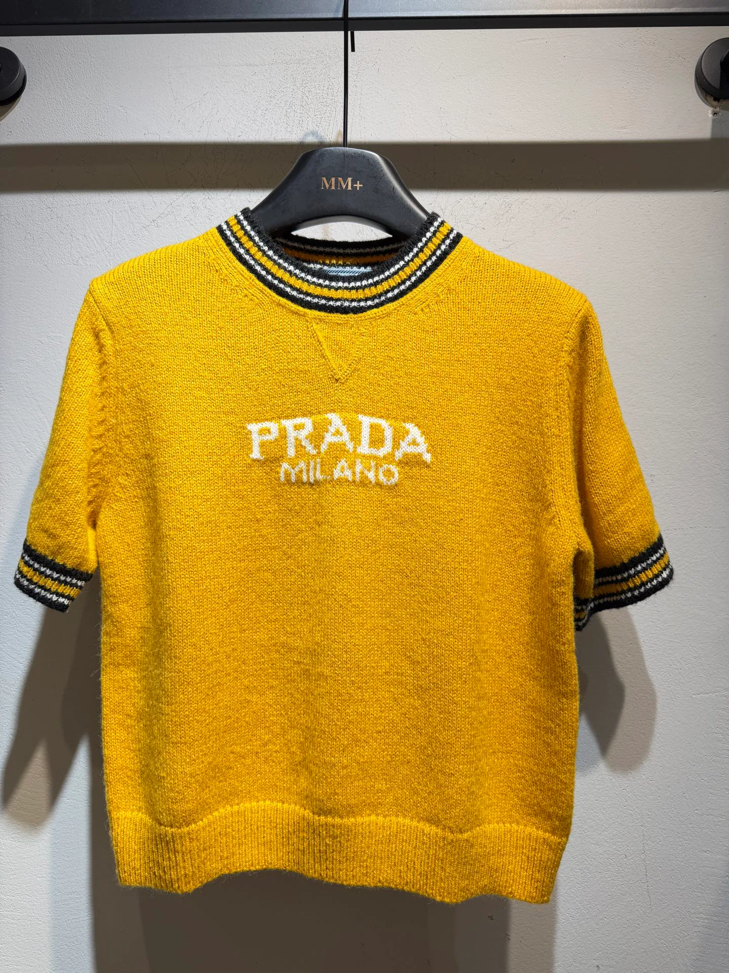 Футболки Женские Prada 11505110