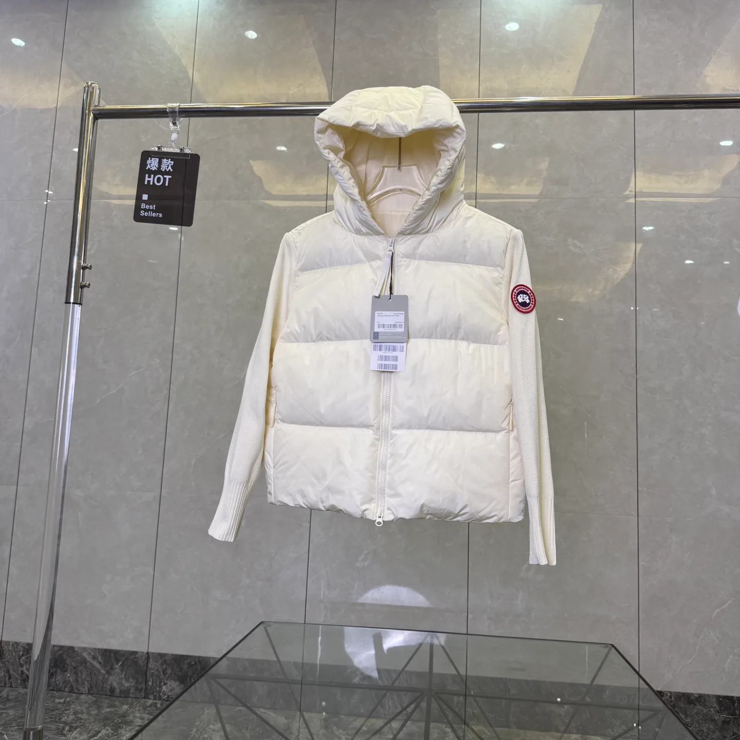 Куртки И Пуховики Женские Canada Goose 17949539