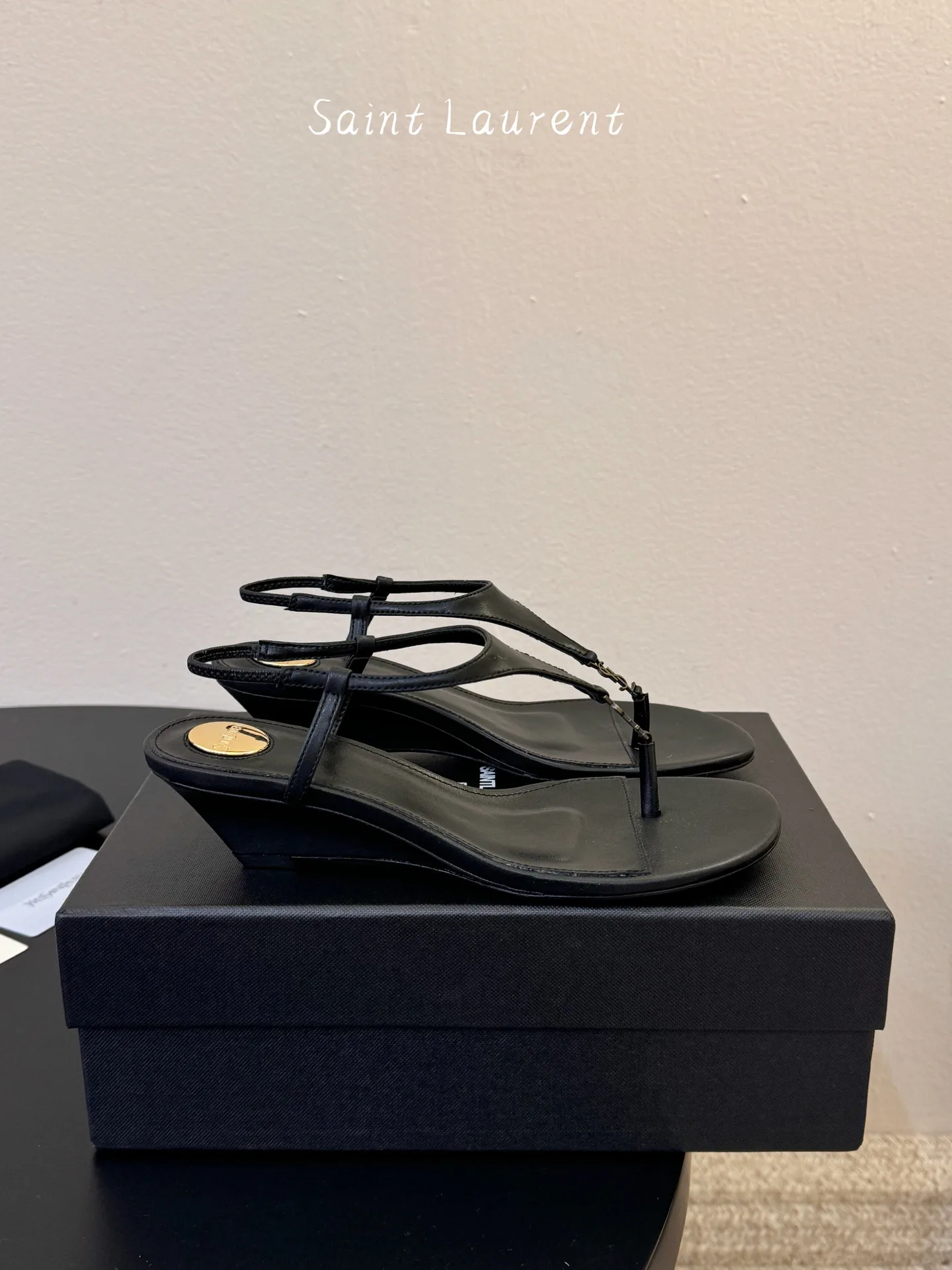Сандалии Женские Saint Laurent 12780308