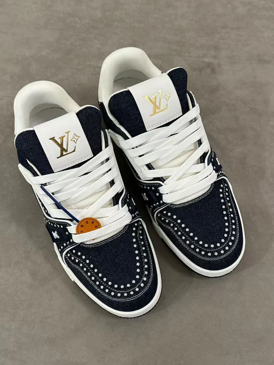 Кроссовки Женские Louis Vuitton 1257951