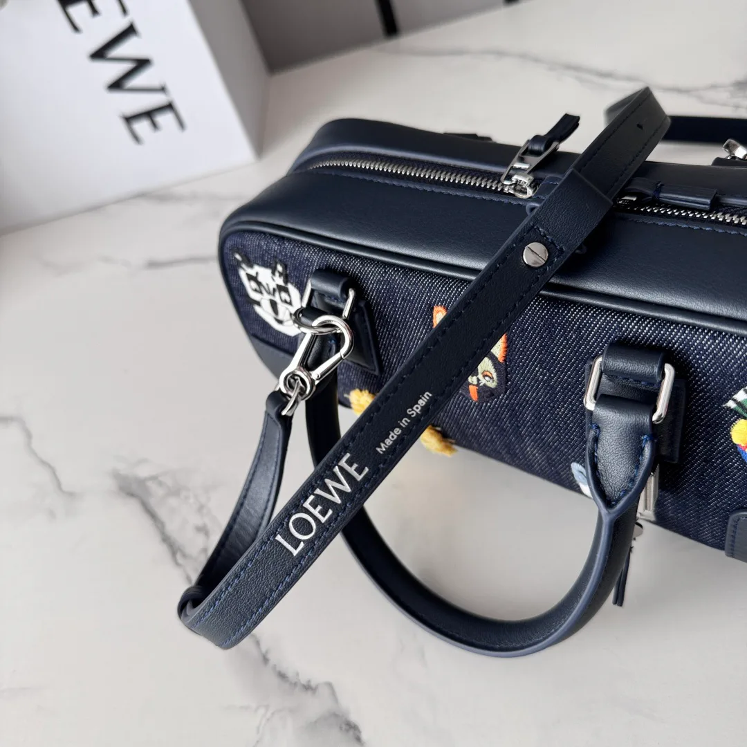 Классические Сумки Женские Loewe 6448015