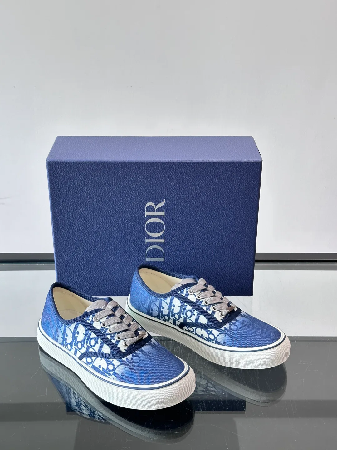 Кроссовки Женские Christian Dior 17649811