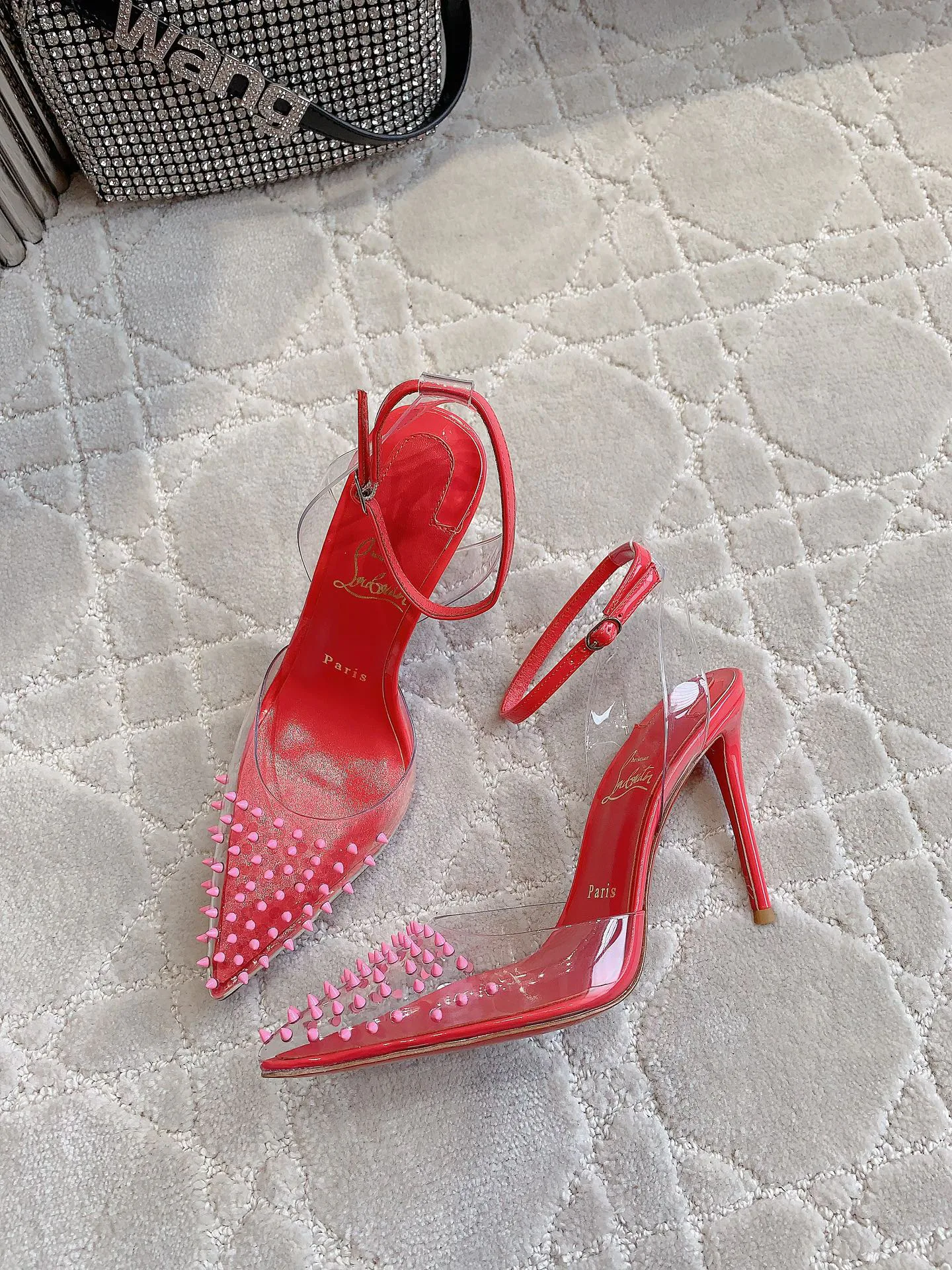 Туфли Женские Christian Louboutin 34860