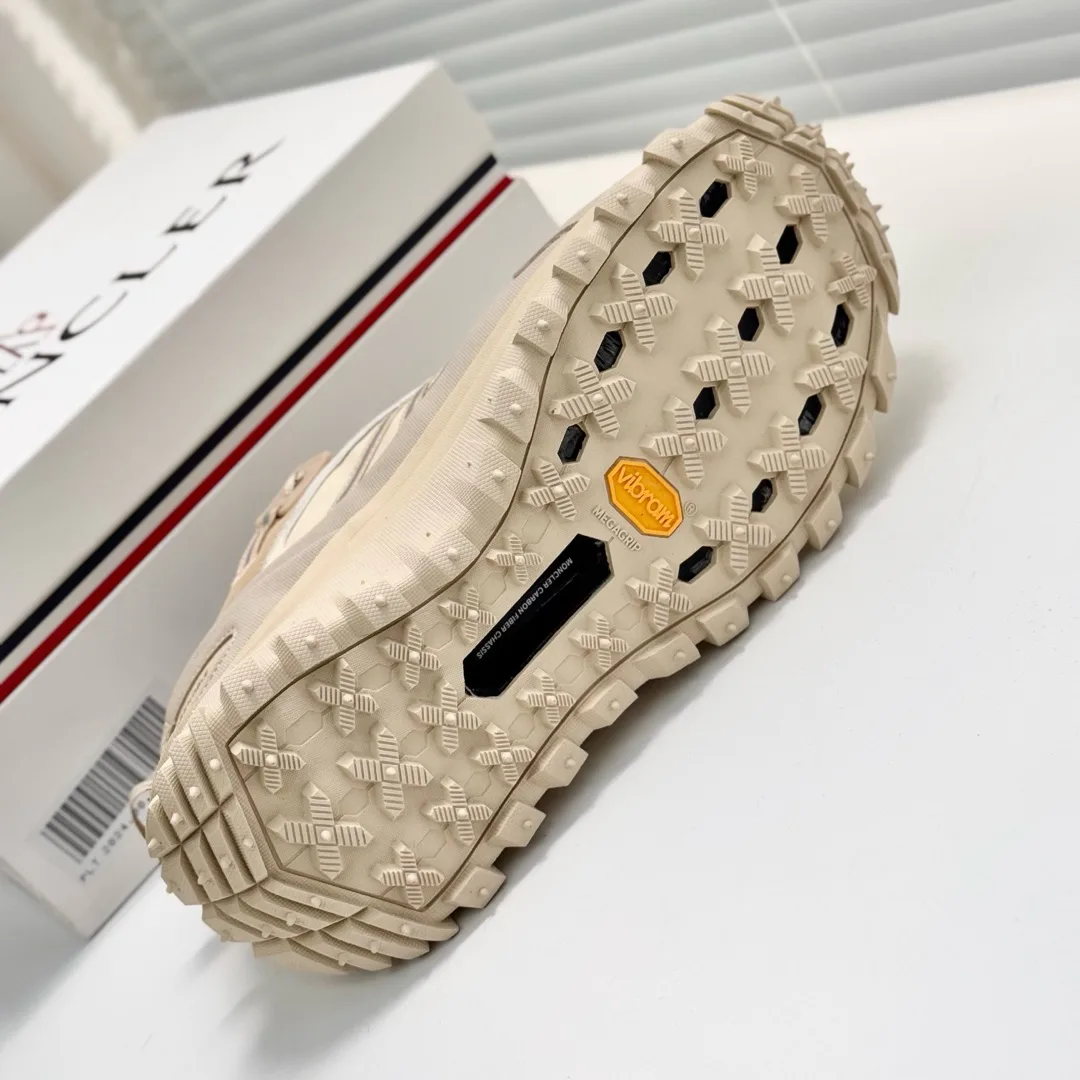 Кроссовки Женские Moncler 2049