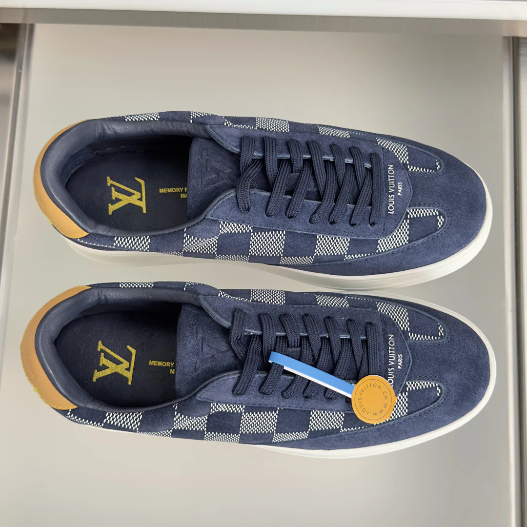 Кроссовки Женские Louis Vuitton 17910625