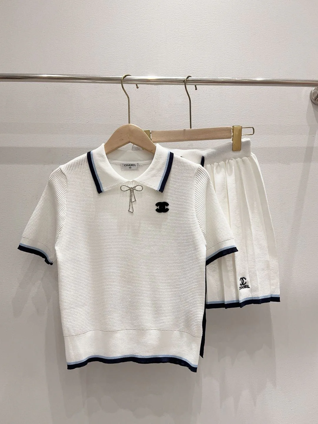 Костюмы Женские Chanel 10118688