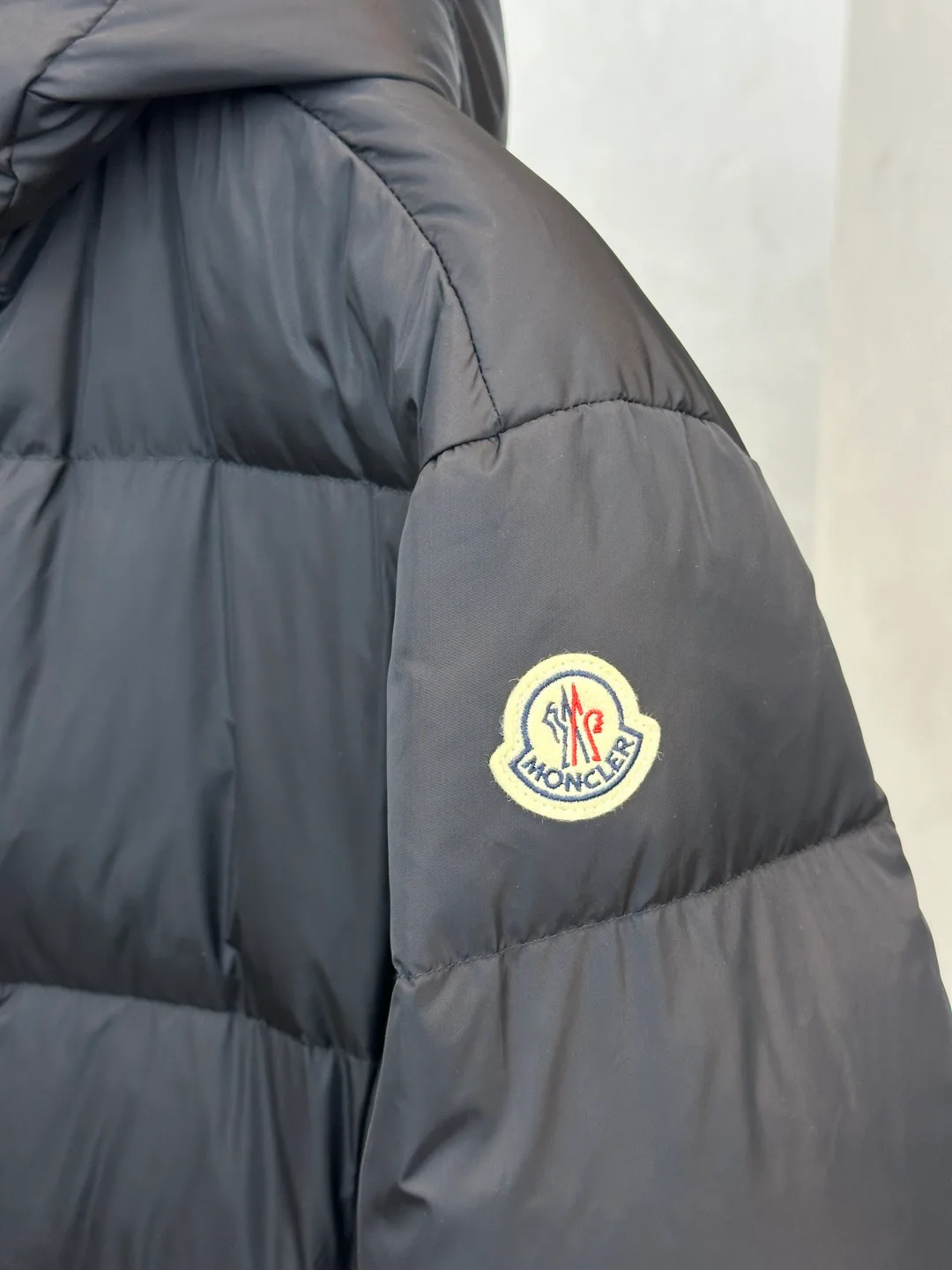 Пуховики Женские Moncler 685894