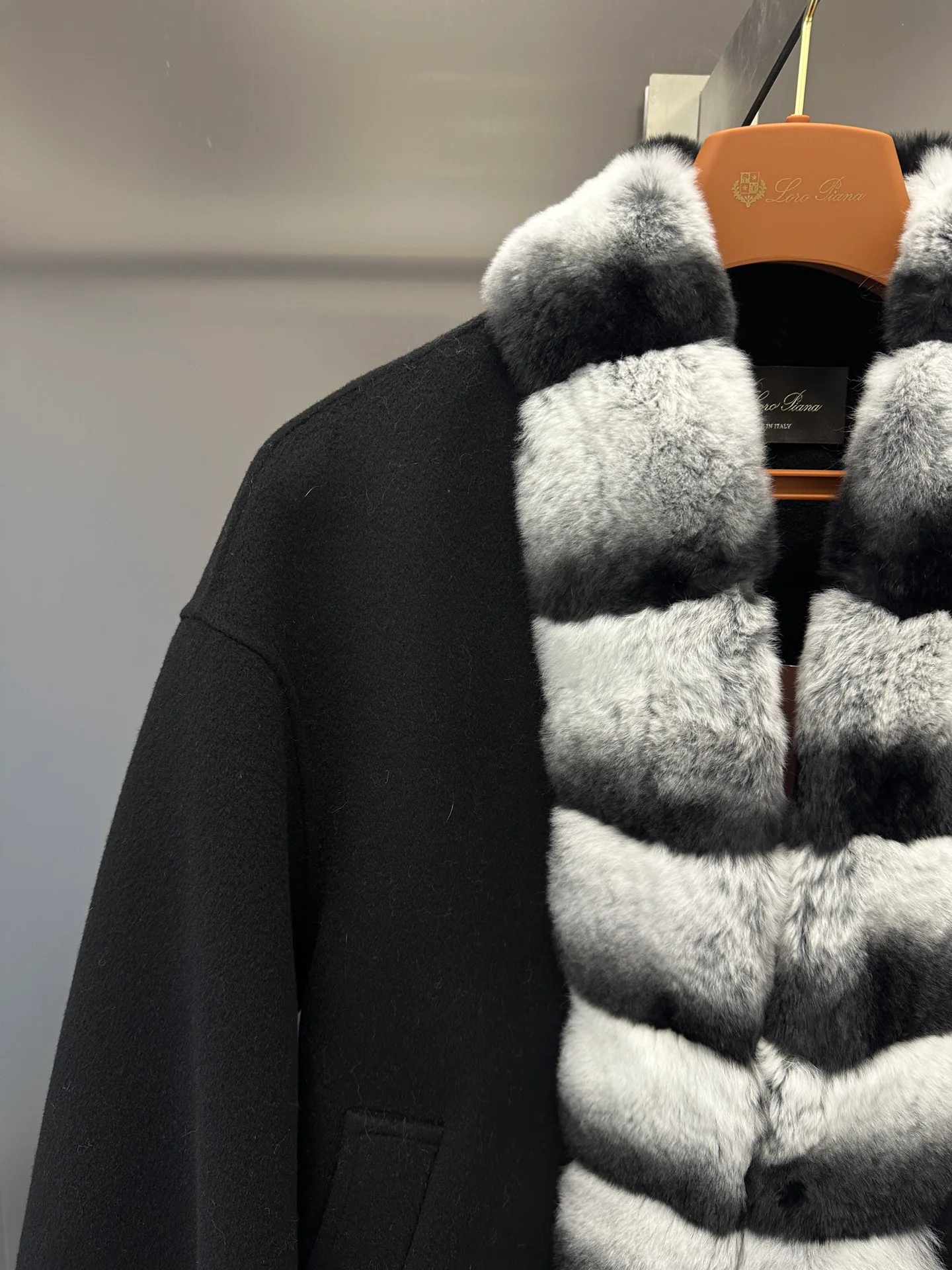 Пальто Женские Loro Piana 18226706