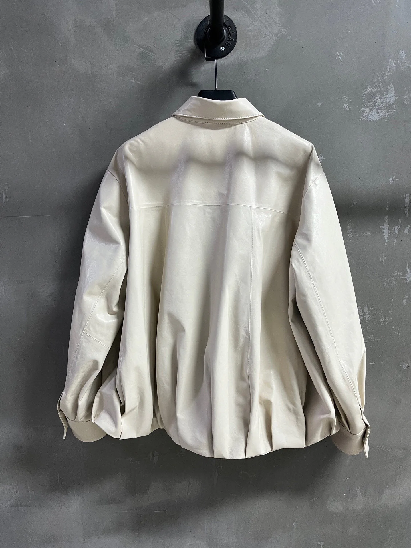 Кожаные Куртки И Дублёнки Мужские Loewe 11701806