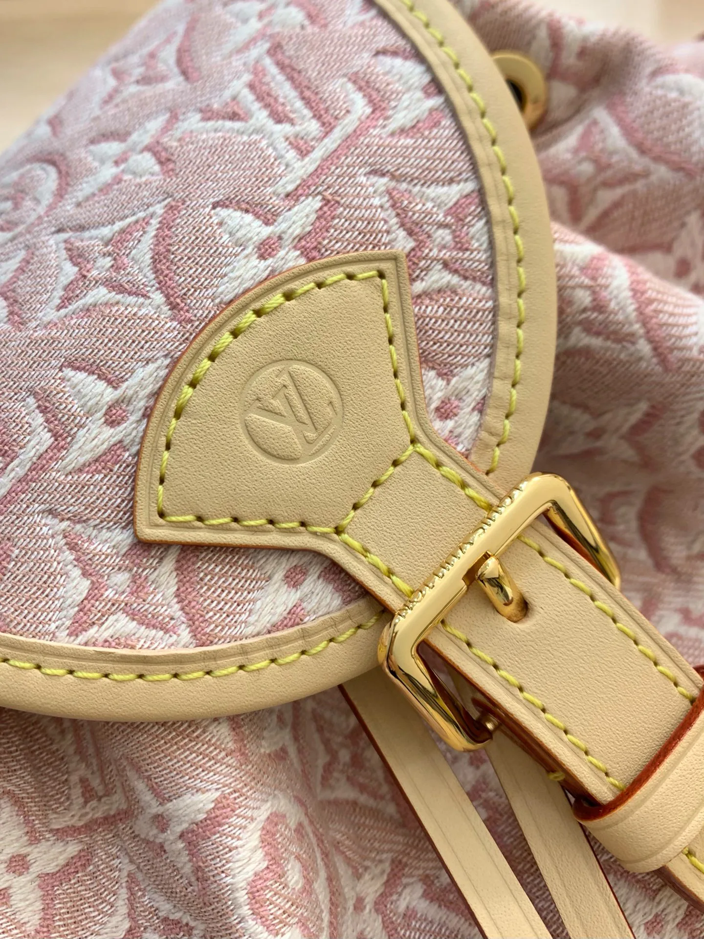 Классические Сумки Женские Louis Vuitton 17303175