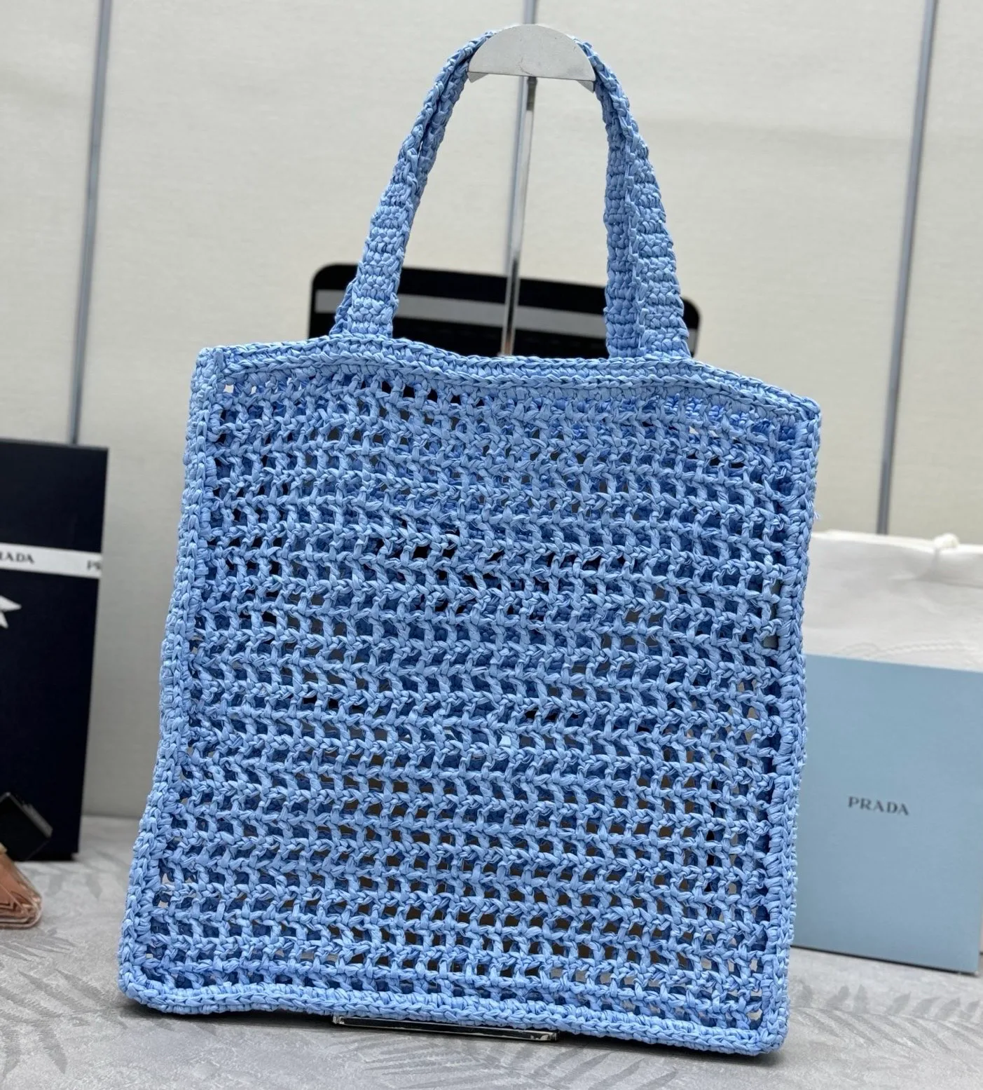 Классические Сумки Женские Prada 11681954