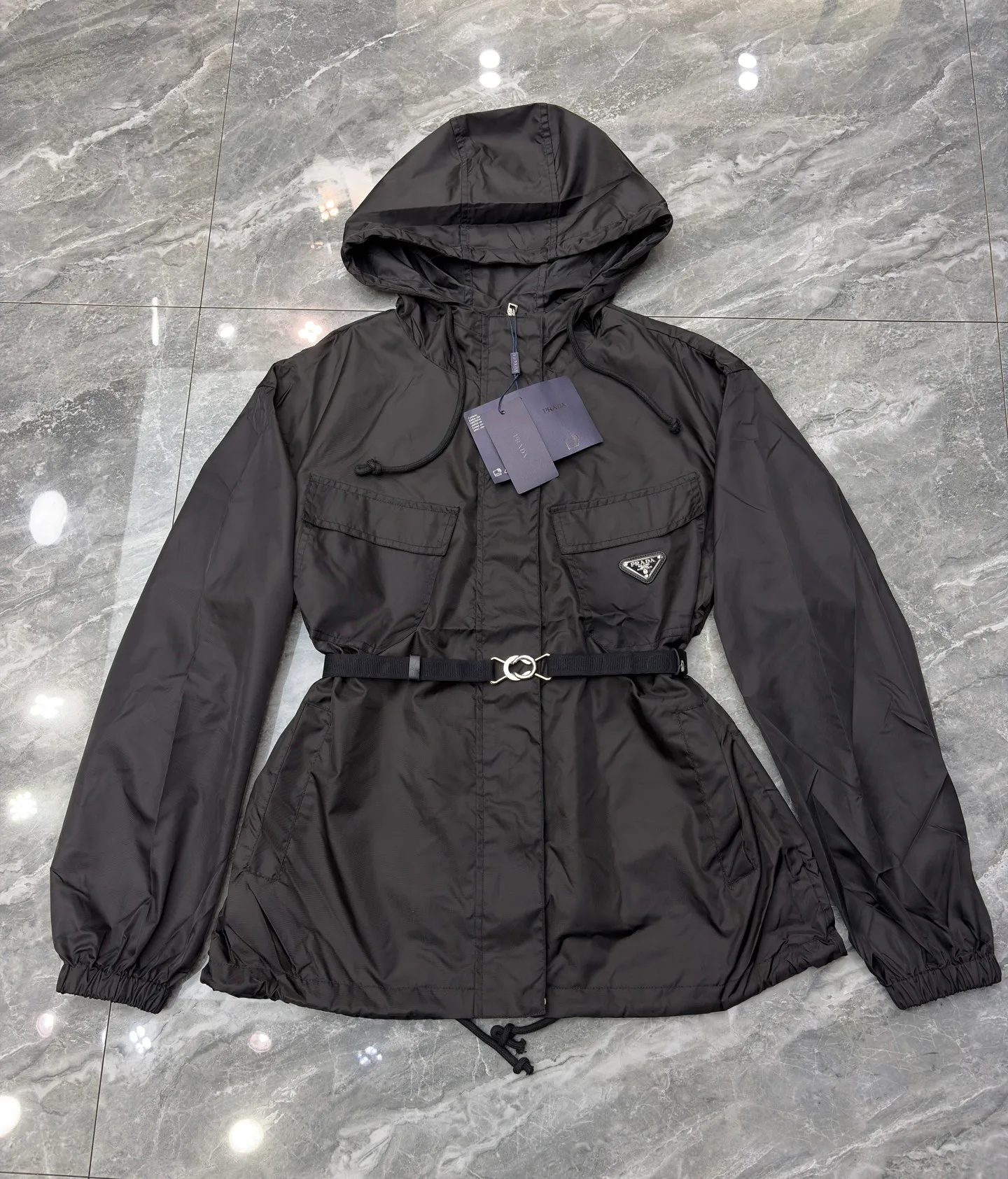 Куртки И Пуховики Женские Prada 14609923