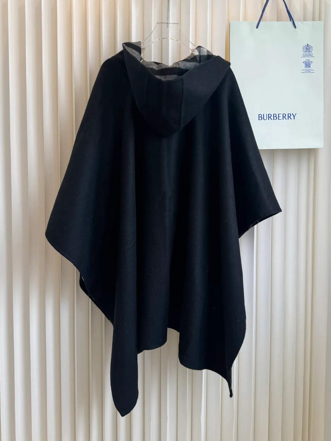 Пальто Женские Burberry 18627278