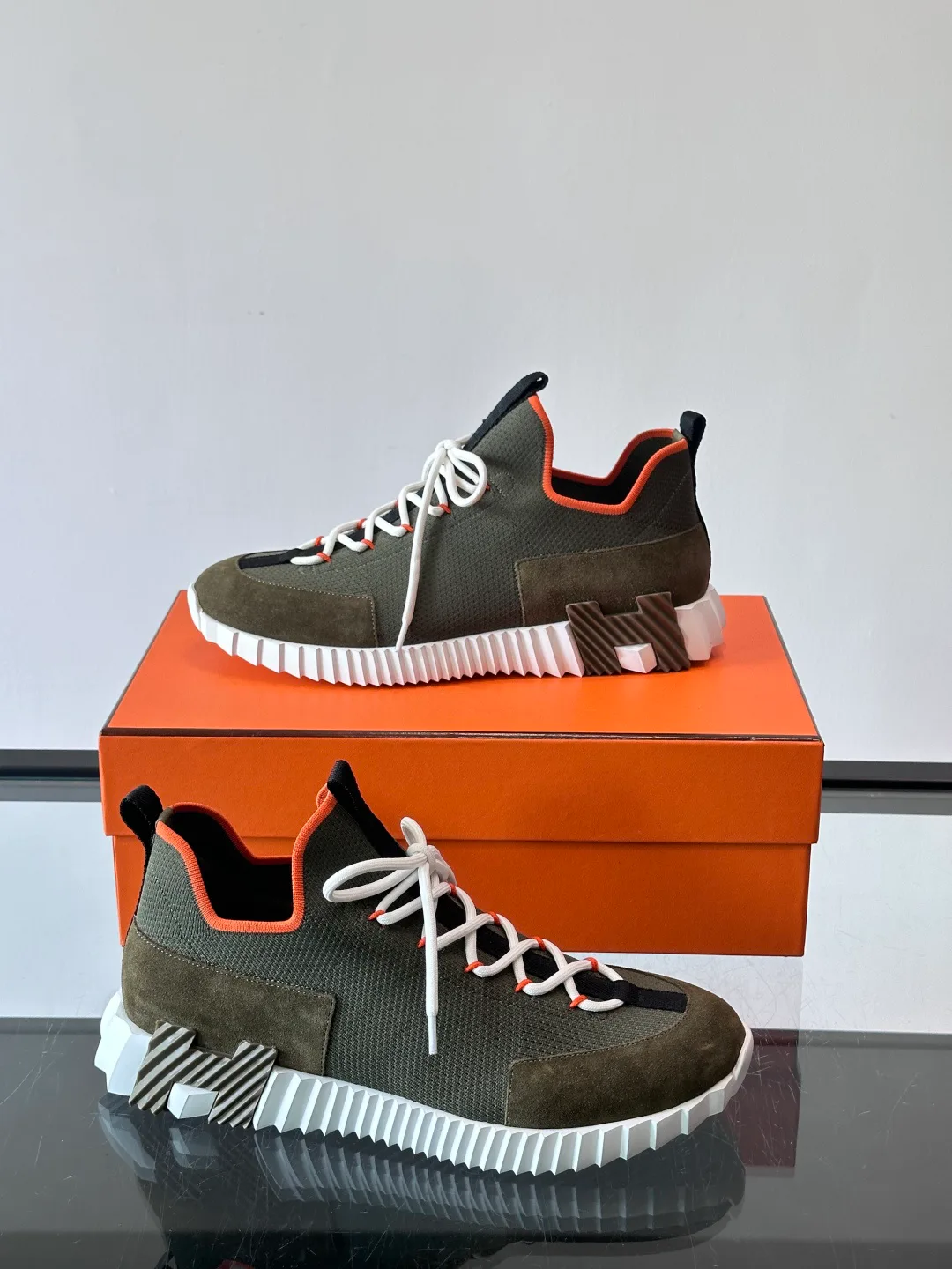 Кроссовки Мужские Hermes 1729391