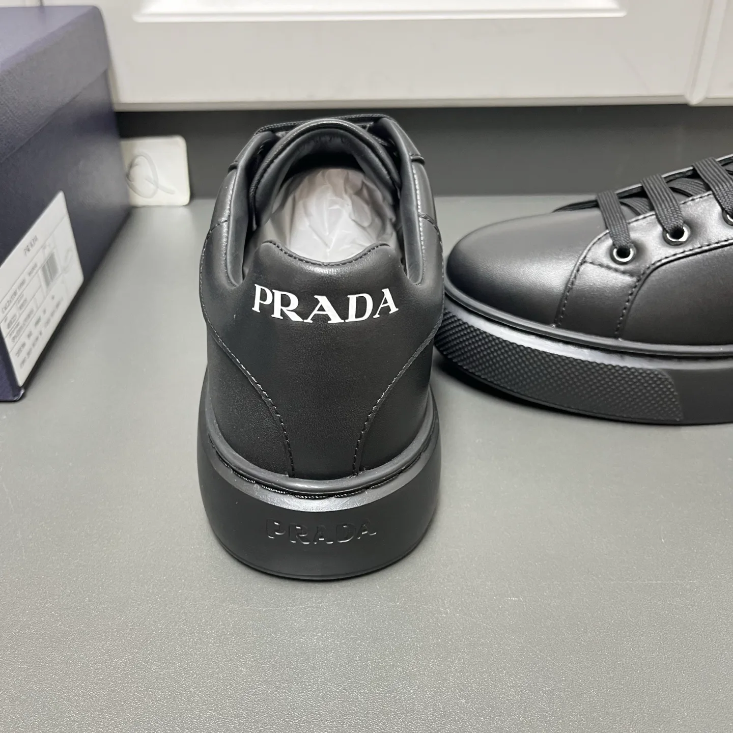Кроссовки Мужские Prada 17457812
