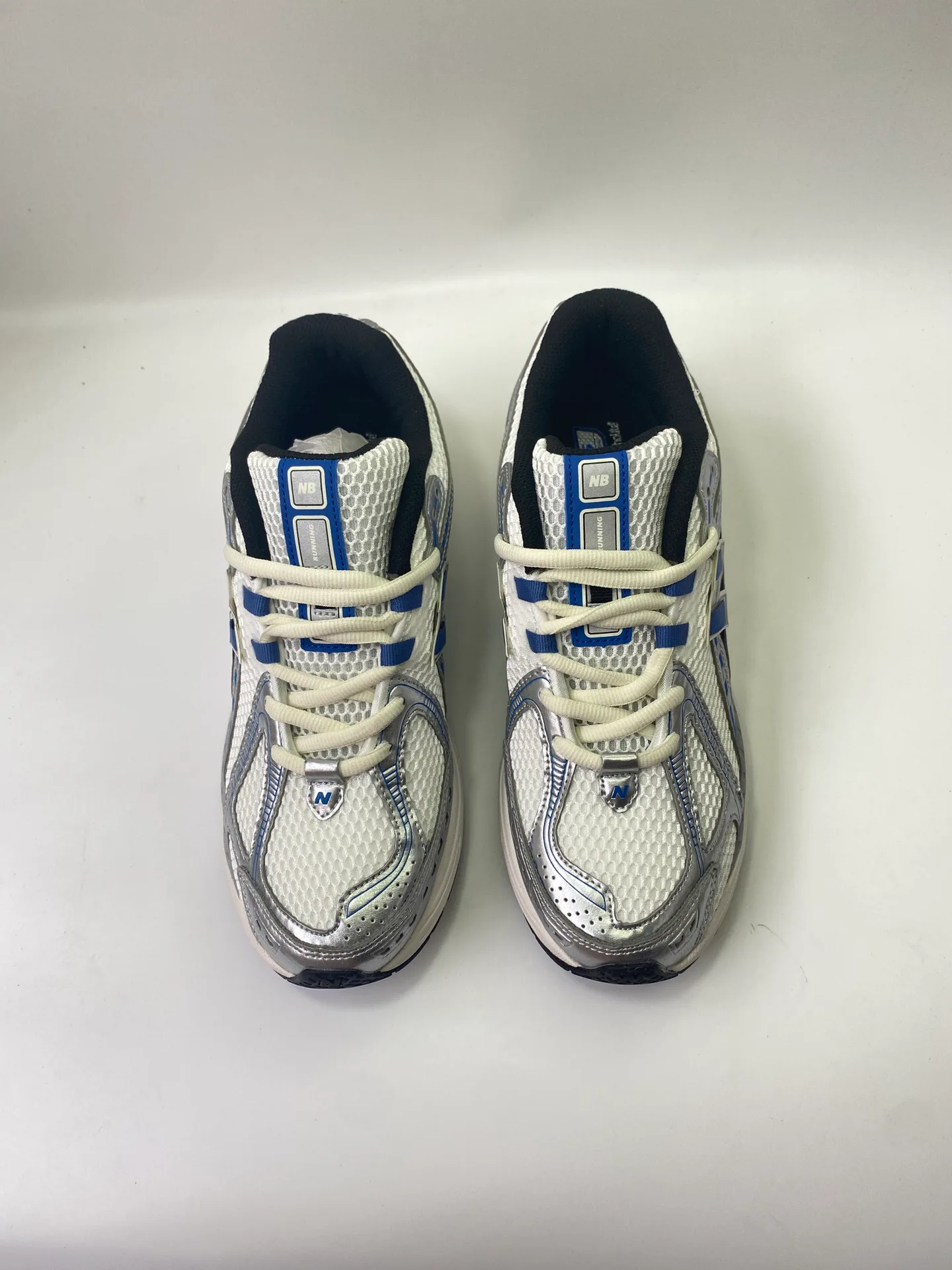 Кроссовки Женские New Balance 24830