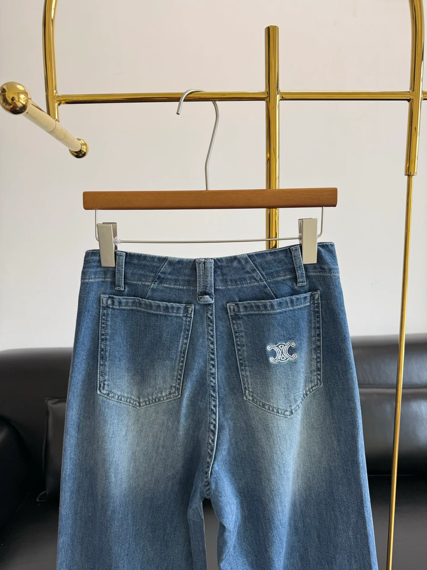 Джинсы Женские Celine 18174691