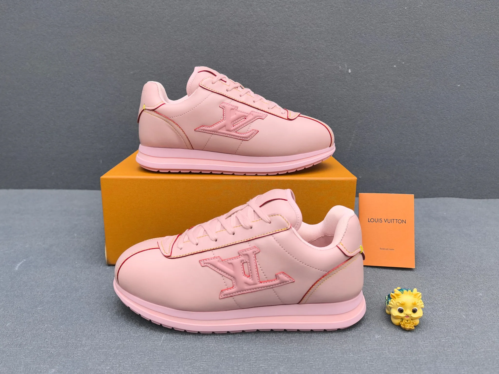 Кроссовки Женские Louis Vuitton 77446