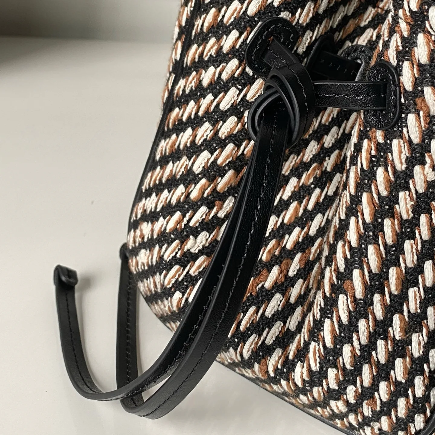 Классические Сумки Женские Chanel 18207851
