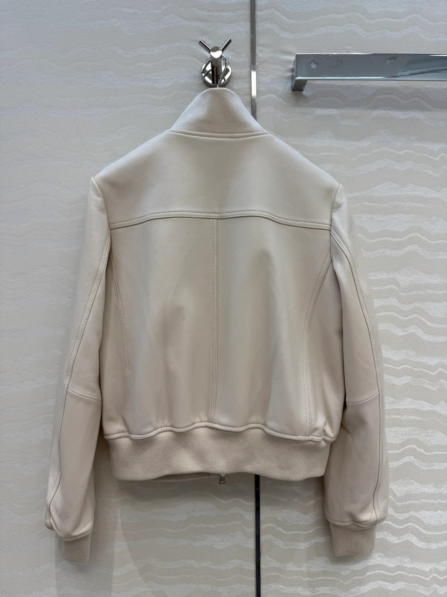 Кожаные Куртки И Дублёнки Женские Brunello Cucinelli 18172962