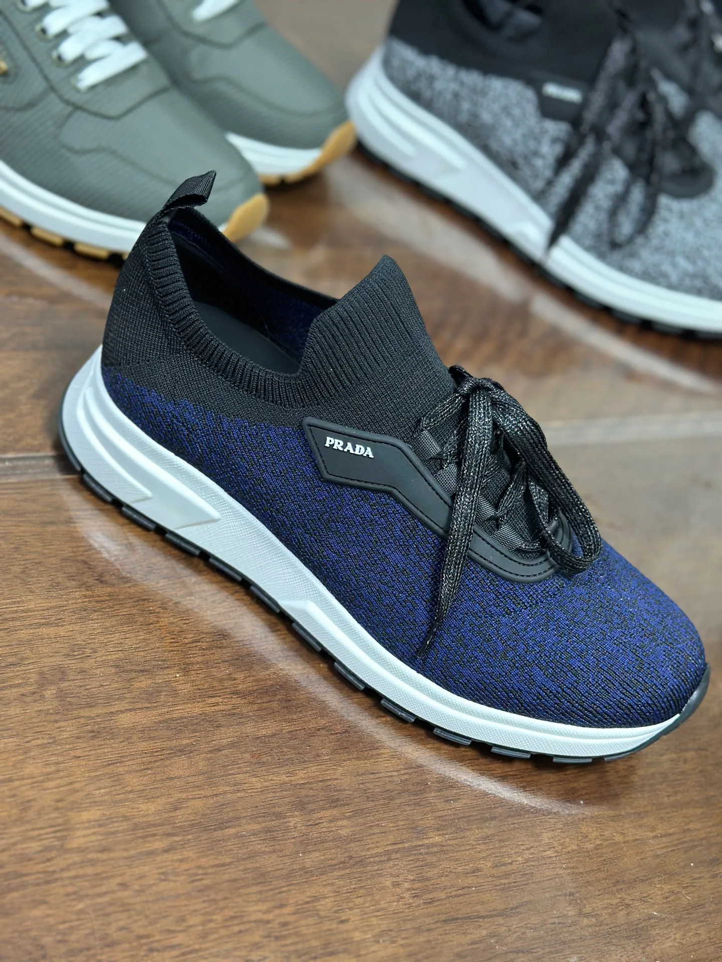 Кроссовки Мужские Prada 10456777