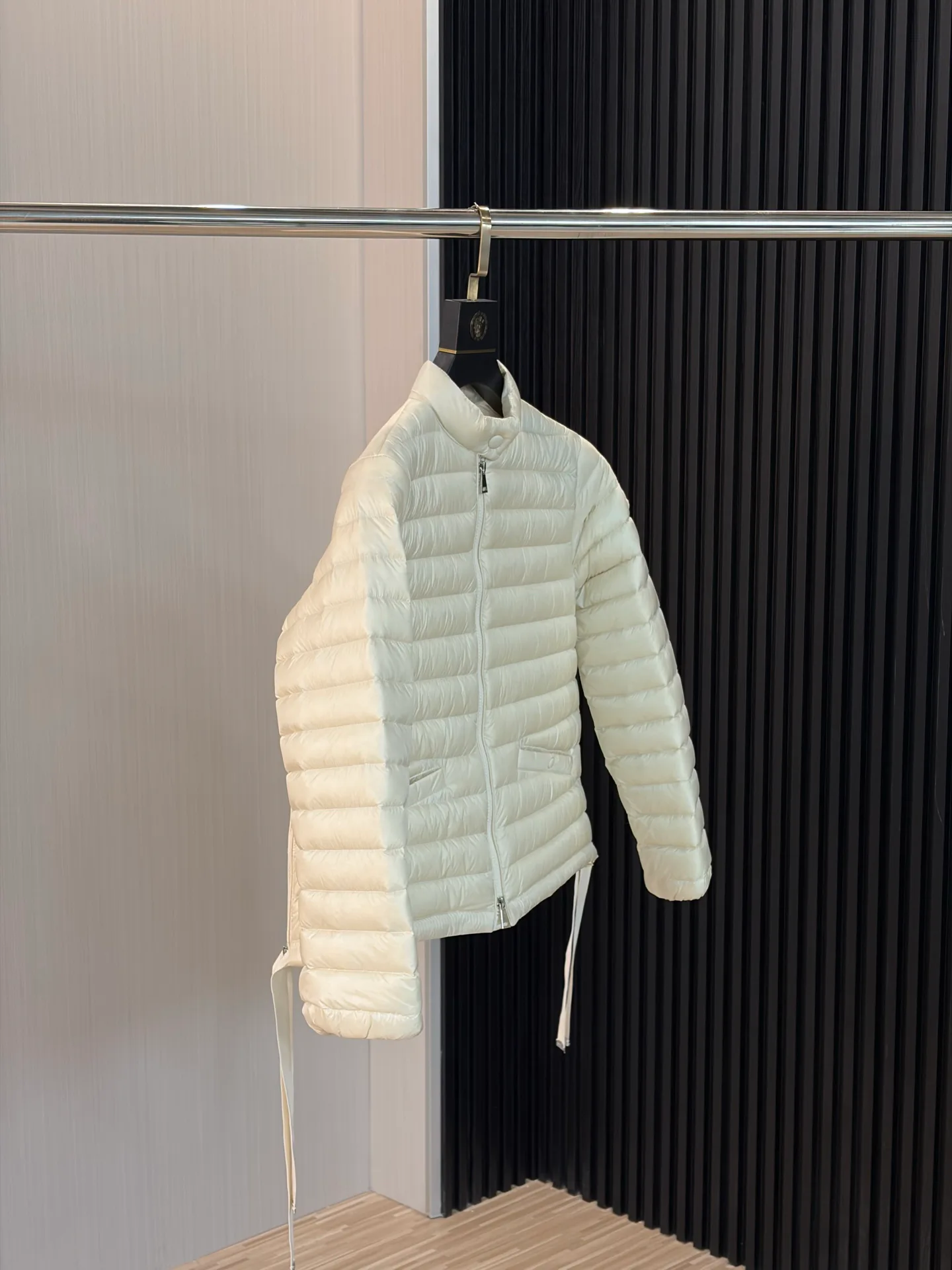 Куртки И Пуховики Мужские Moncler 17908034