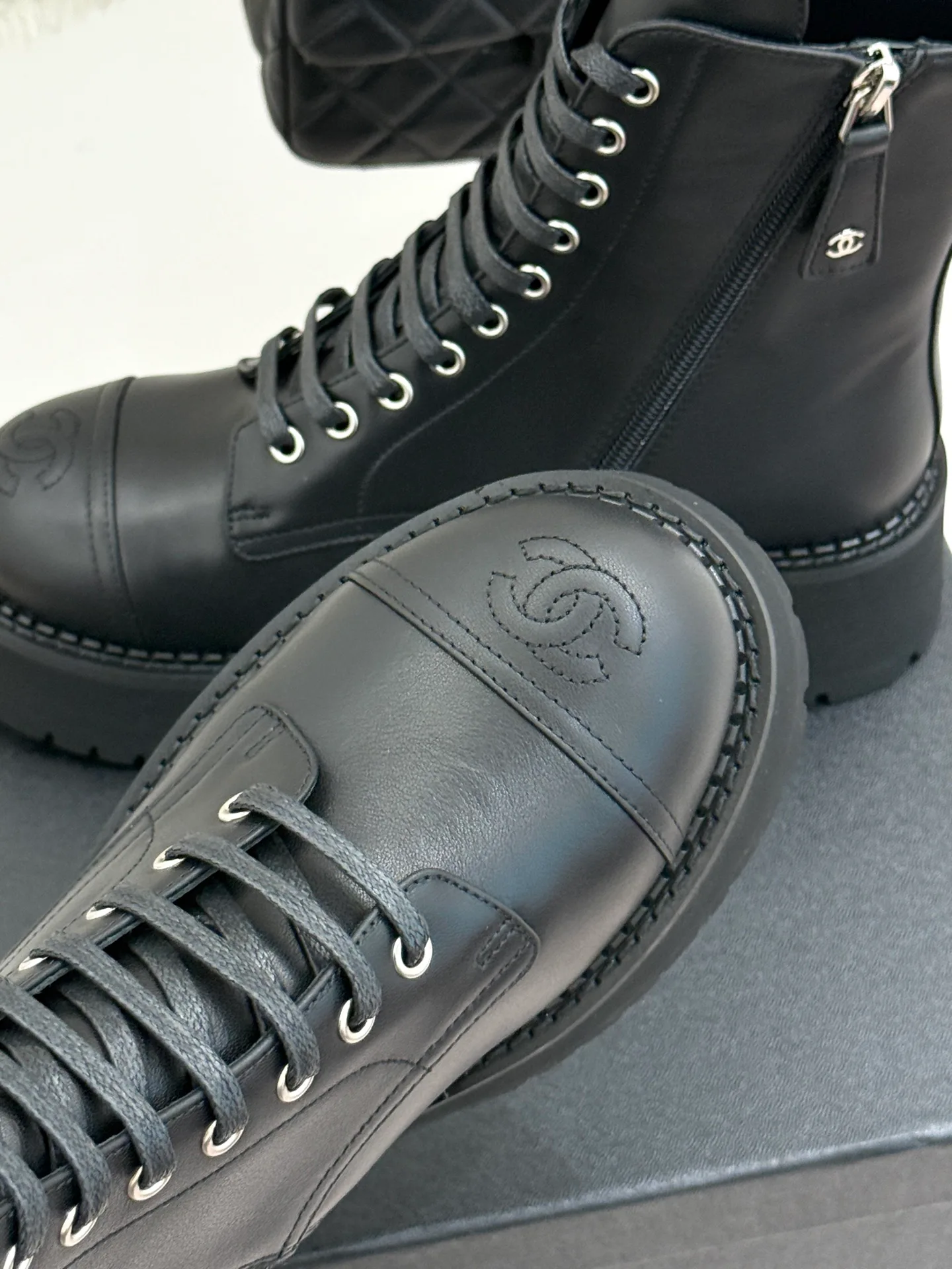 Ботинки Женские Chanel 19780083