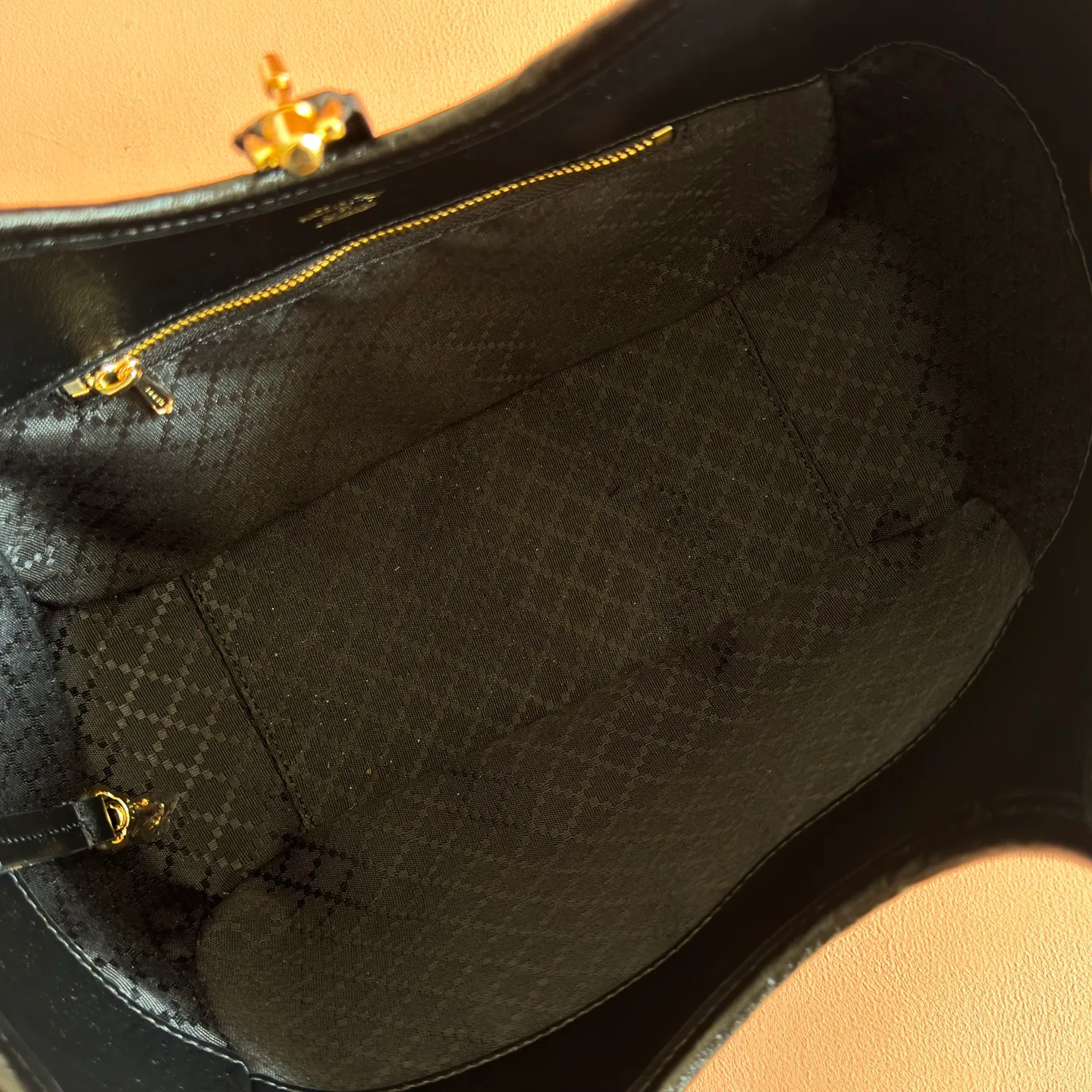 Классические Сумки Женские Gucci 12859954