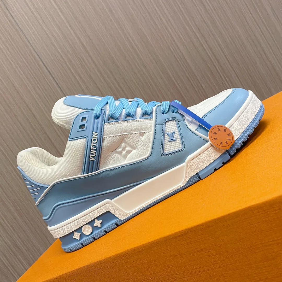 Кроссовки Женские Louis Vuitton 3470506