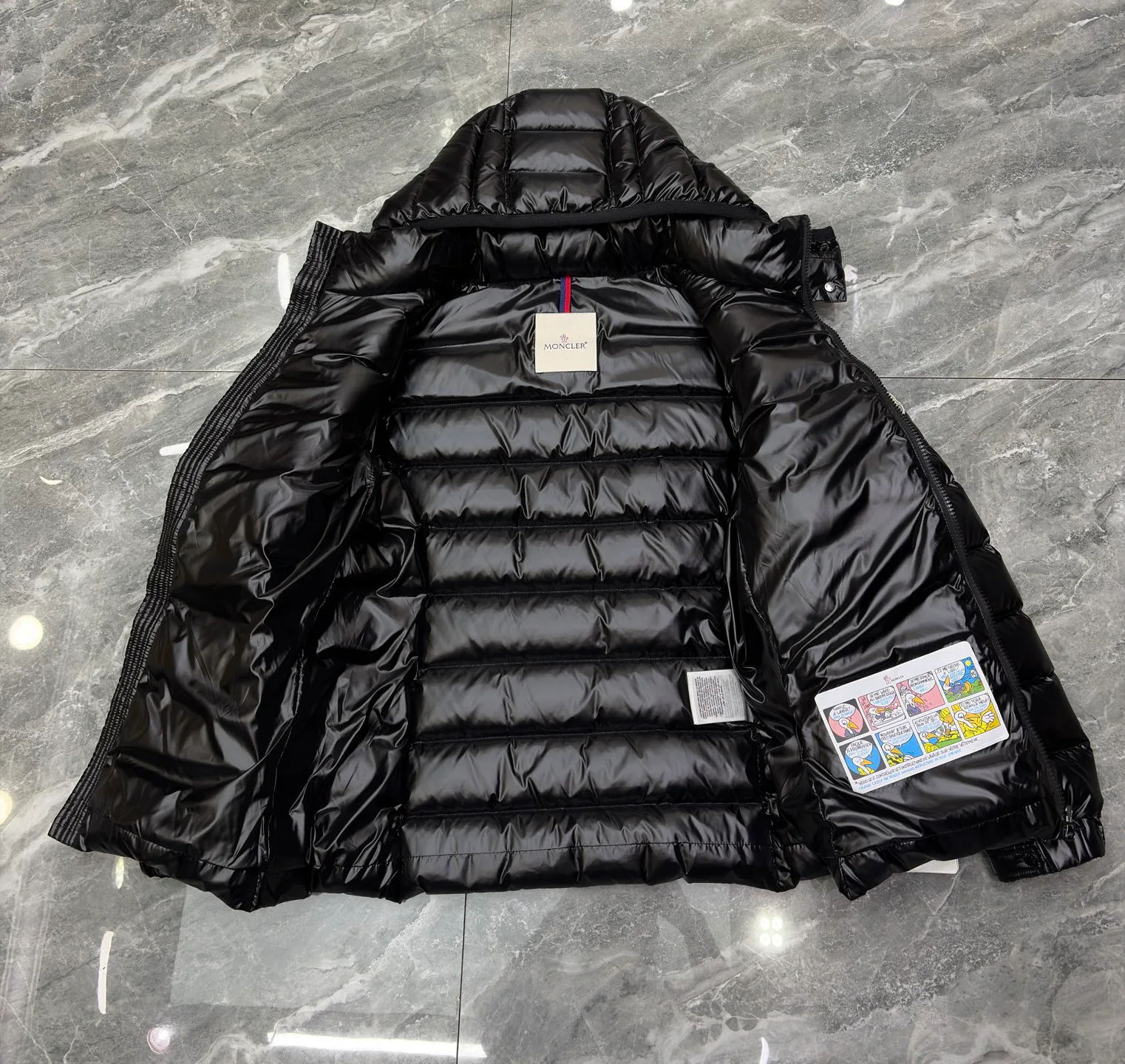 Куртки И Пуховики Женские Moncler 17568658
