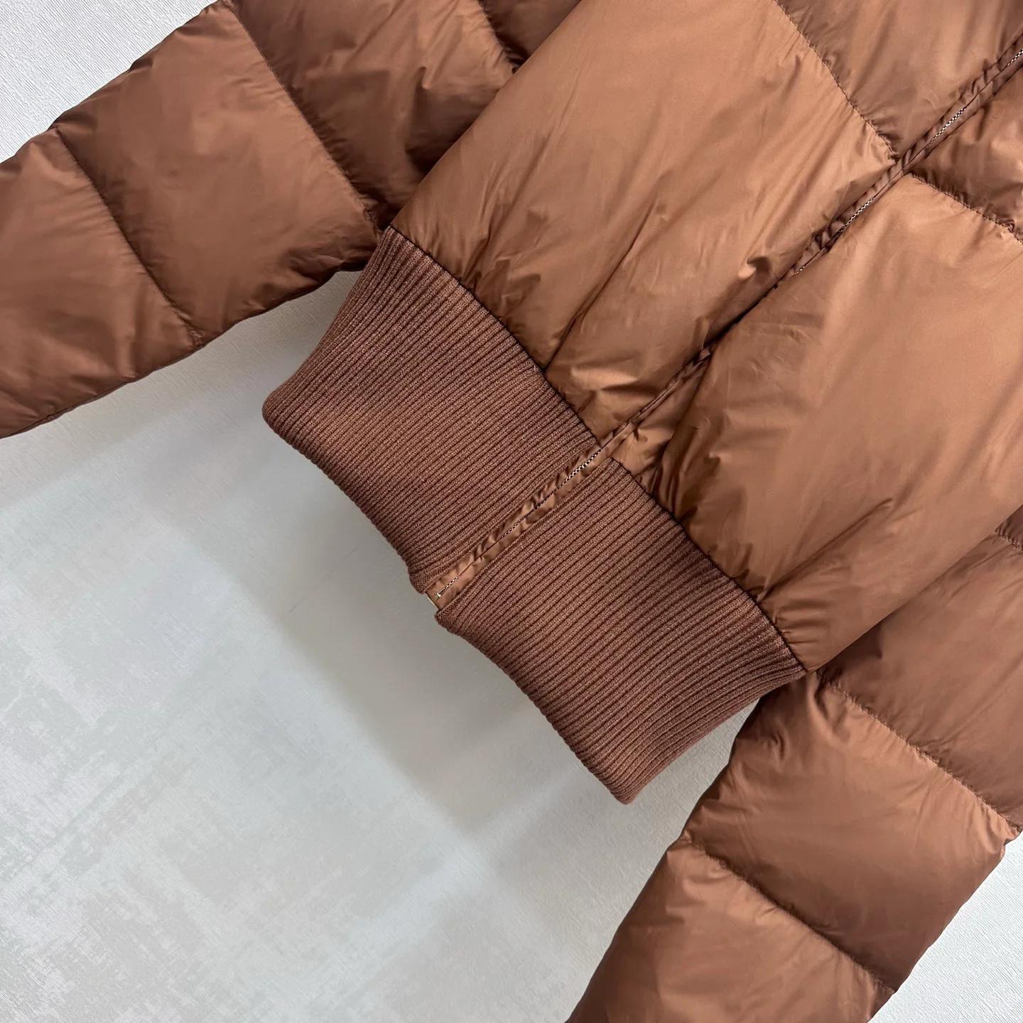 Куртки И Пуховики Женские Fendi 19832309
