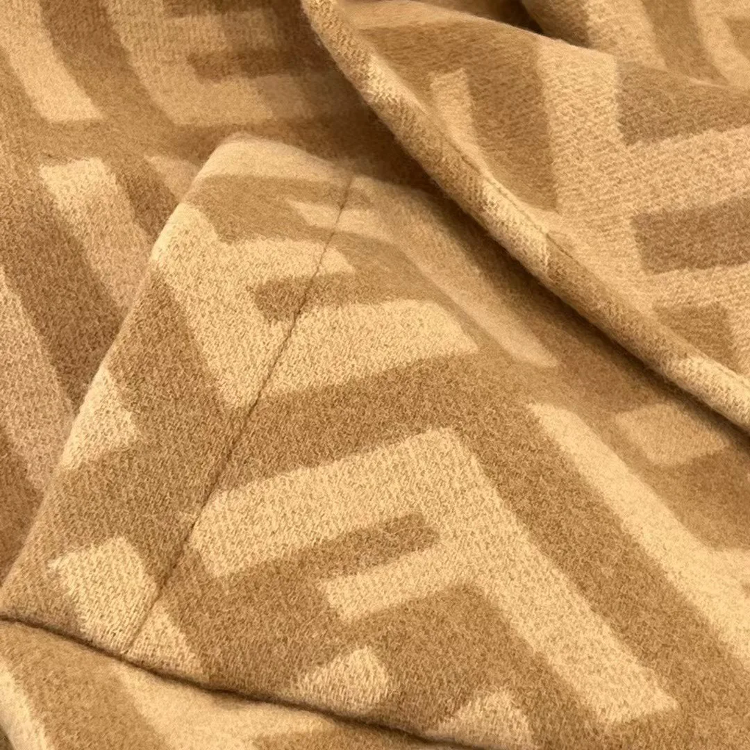 Шарфы Fendi 1669545