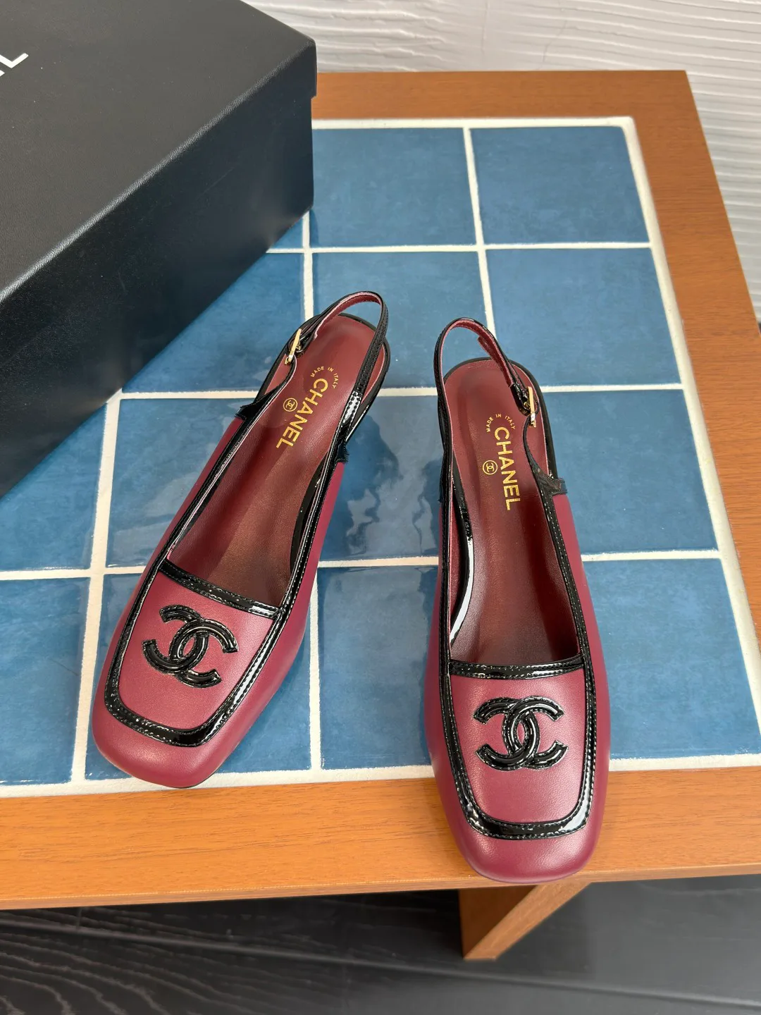 Босоножки Женские Chanel 18125473