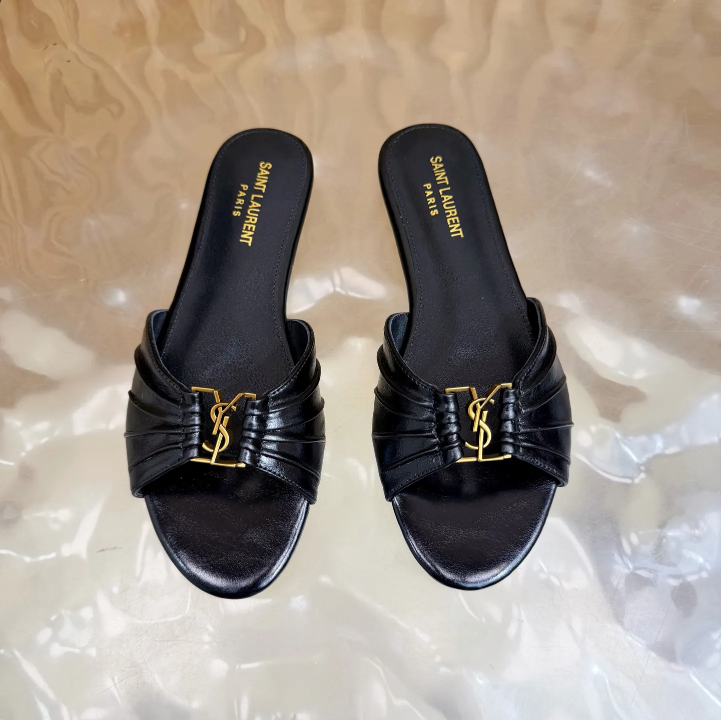 Шлепанцы Женские Saint Laurent 12859204