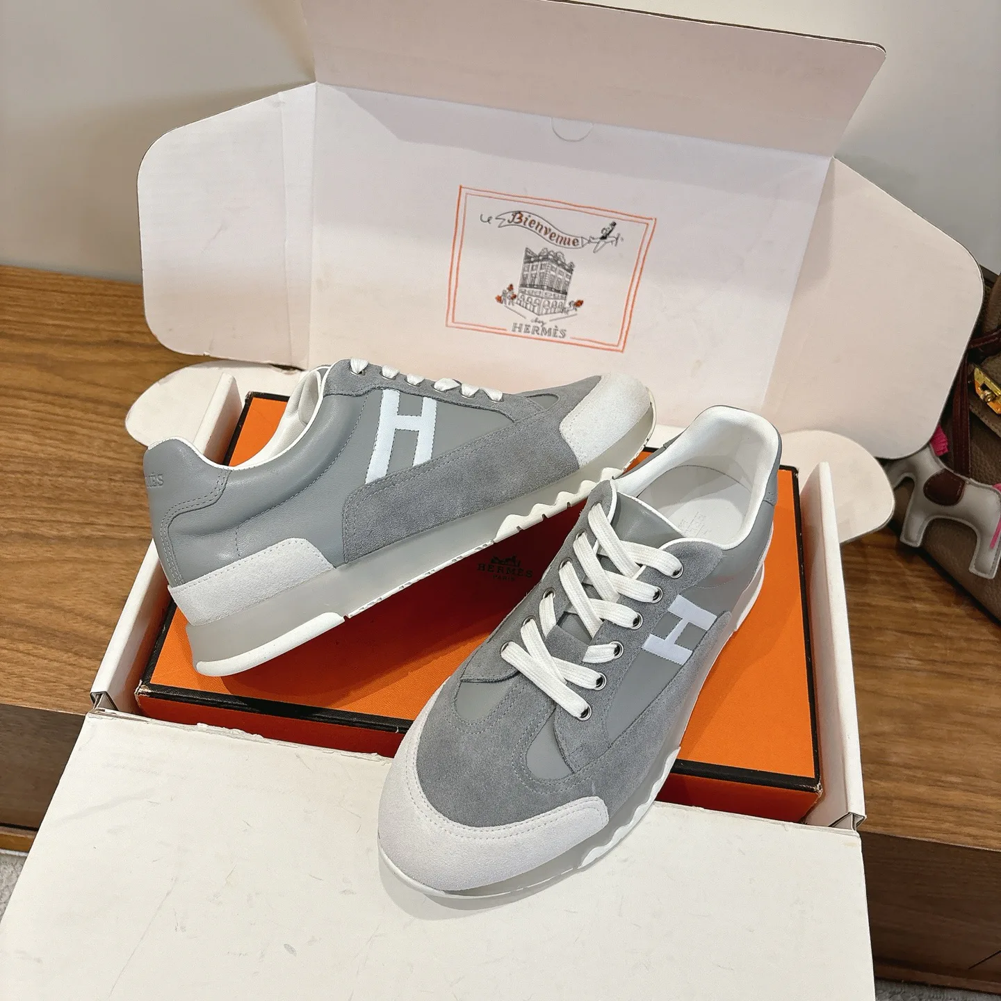 Кроссовки Женские Hermes 1886256