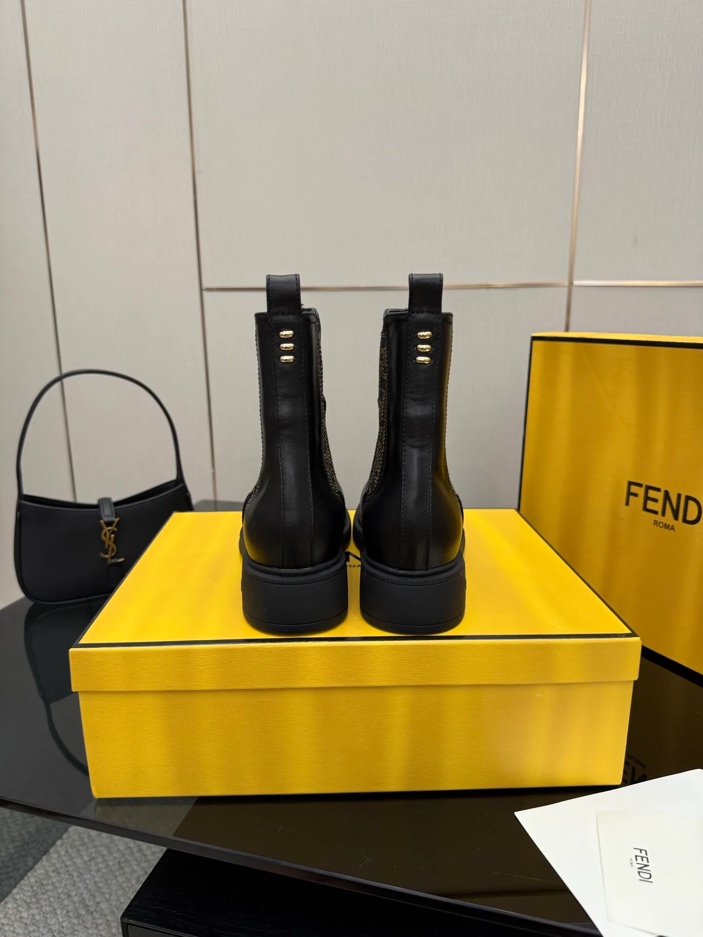 Ботинки Женские Fendi 192356
