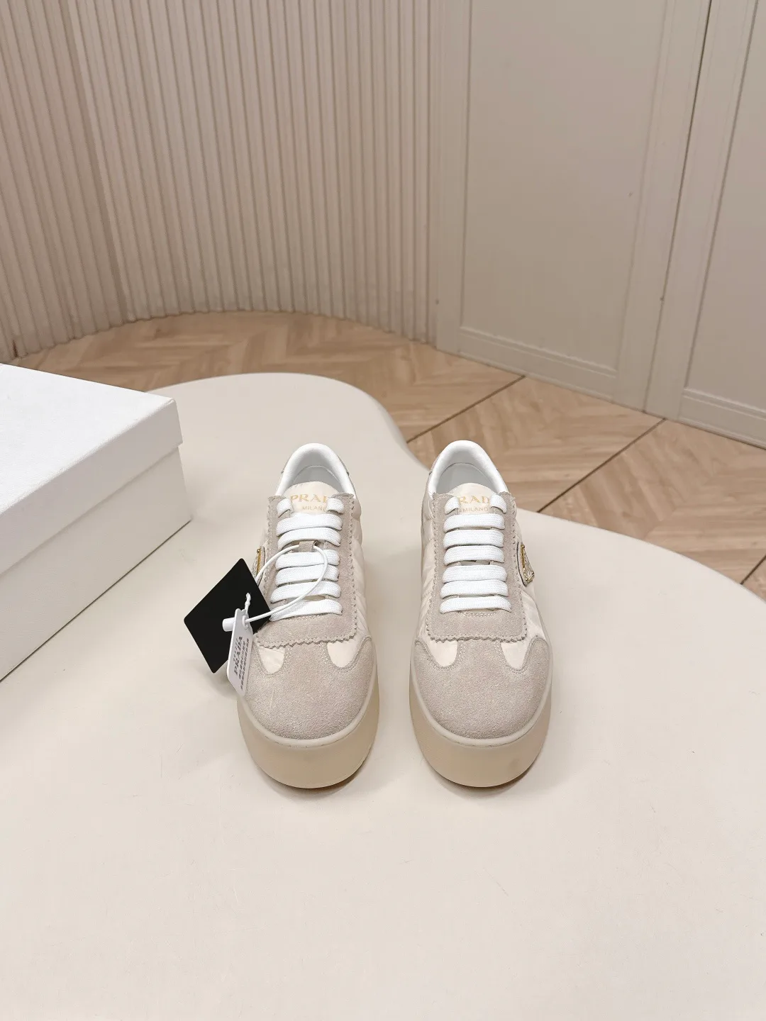 Кроссовки Женские Prada 11594934