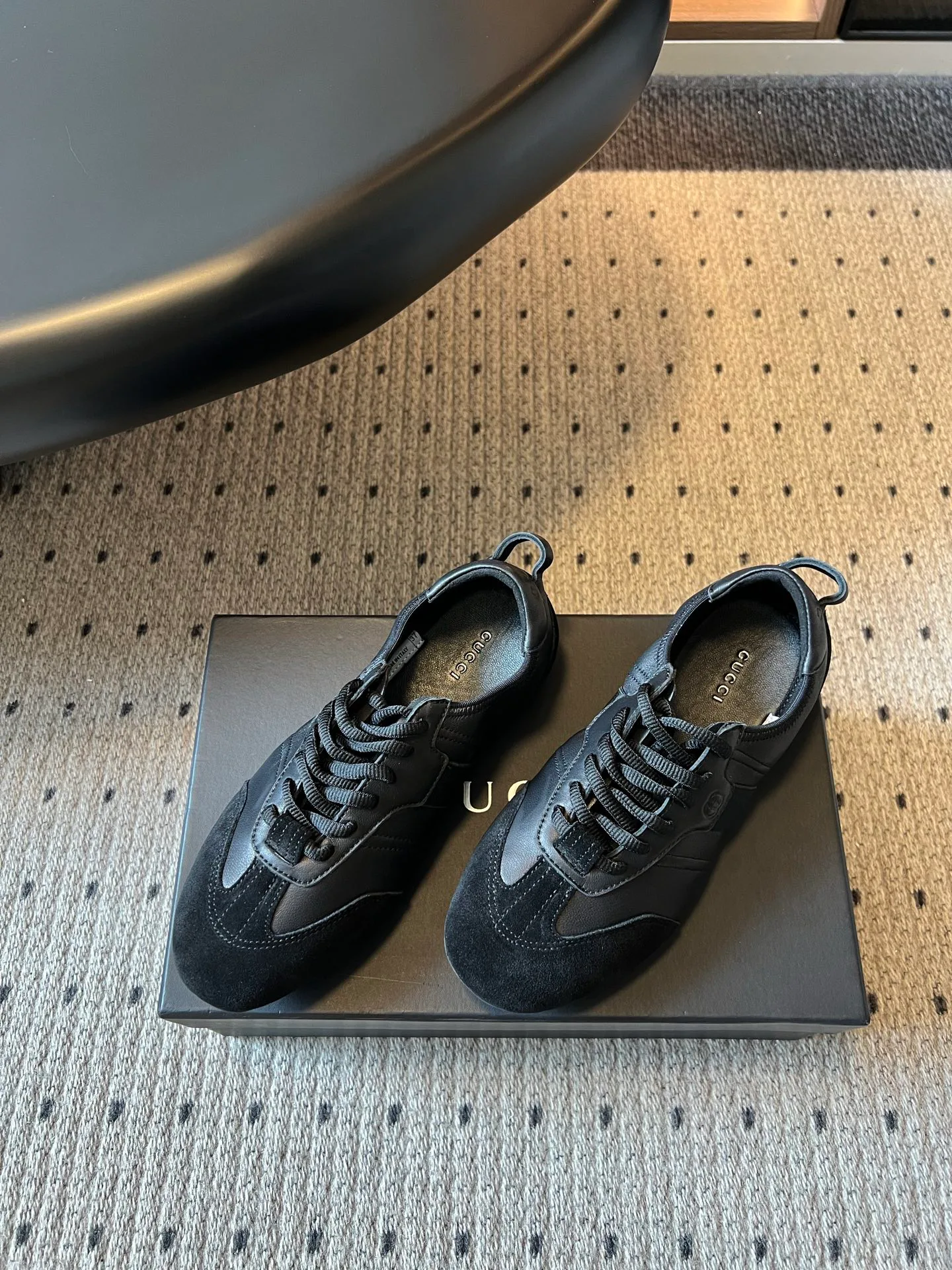 Кроссовки Женские Gucci 17614656