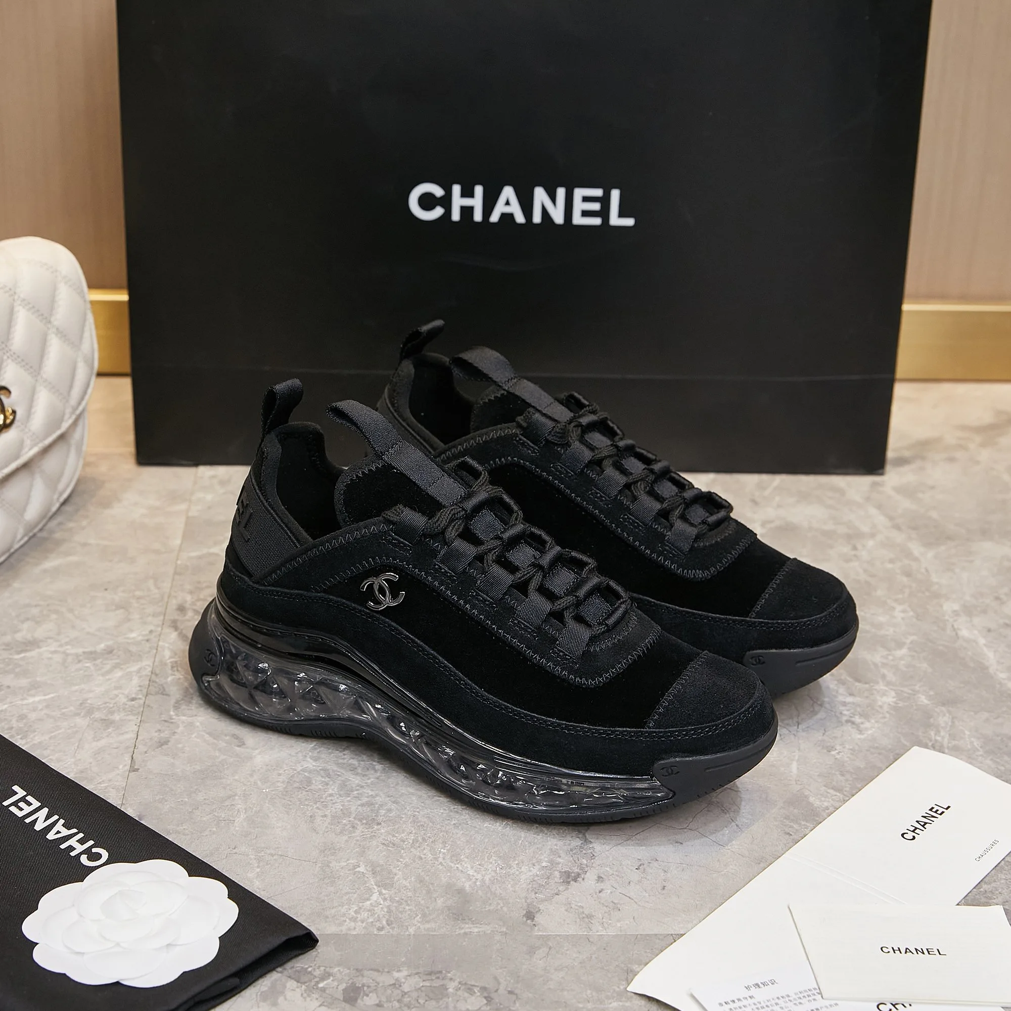 Кроссовки Женские Chanel 11025422