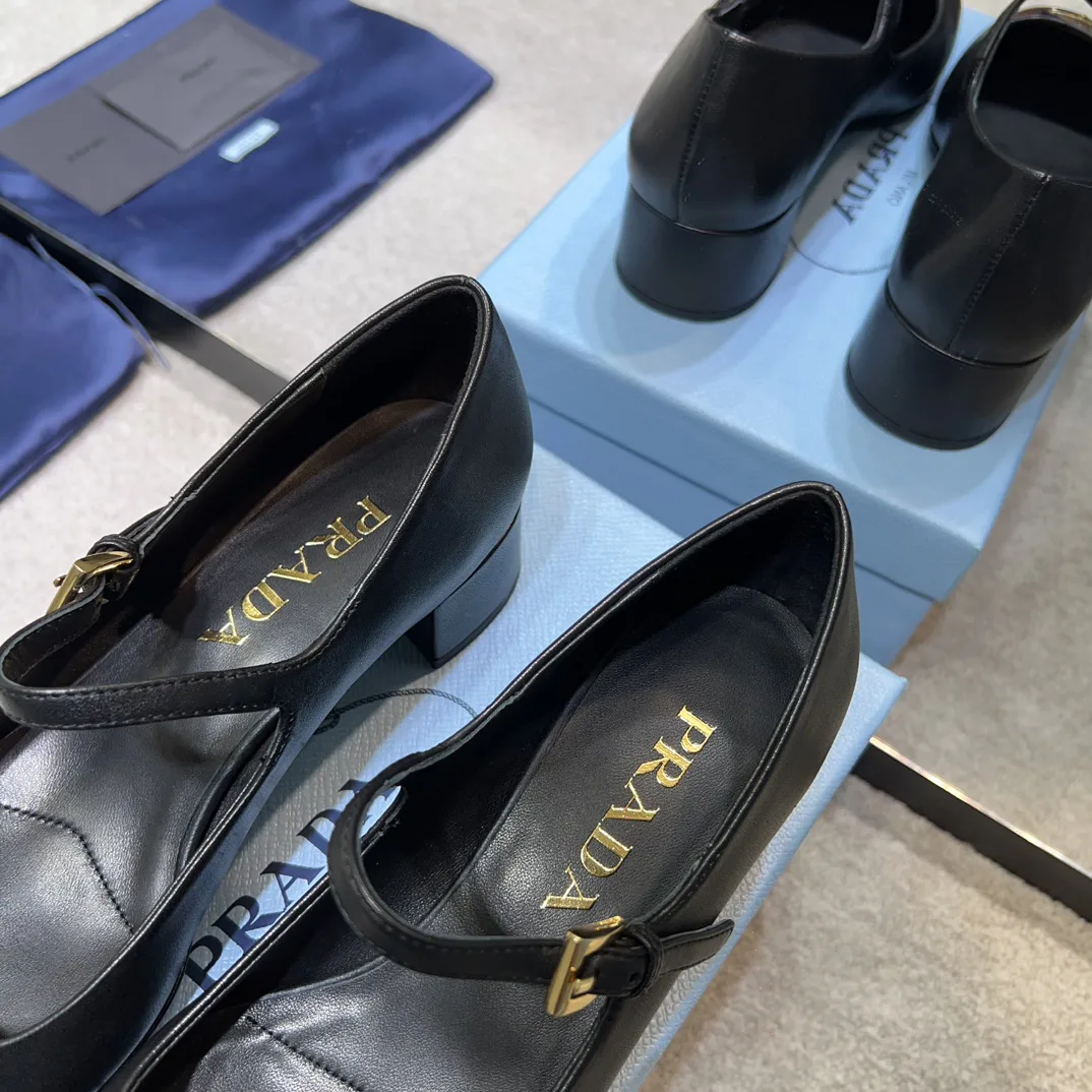 Туфли Женские Prada 11420076