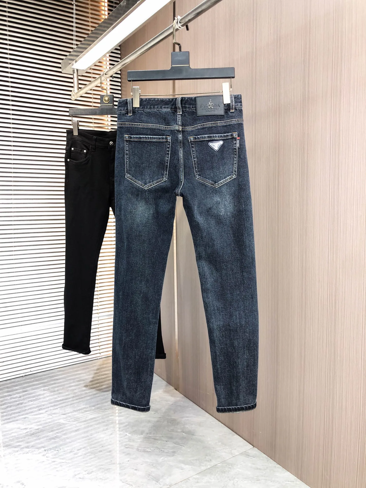 Джинсы Мужские Prada 6046287