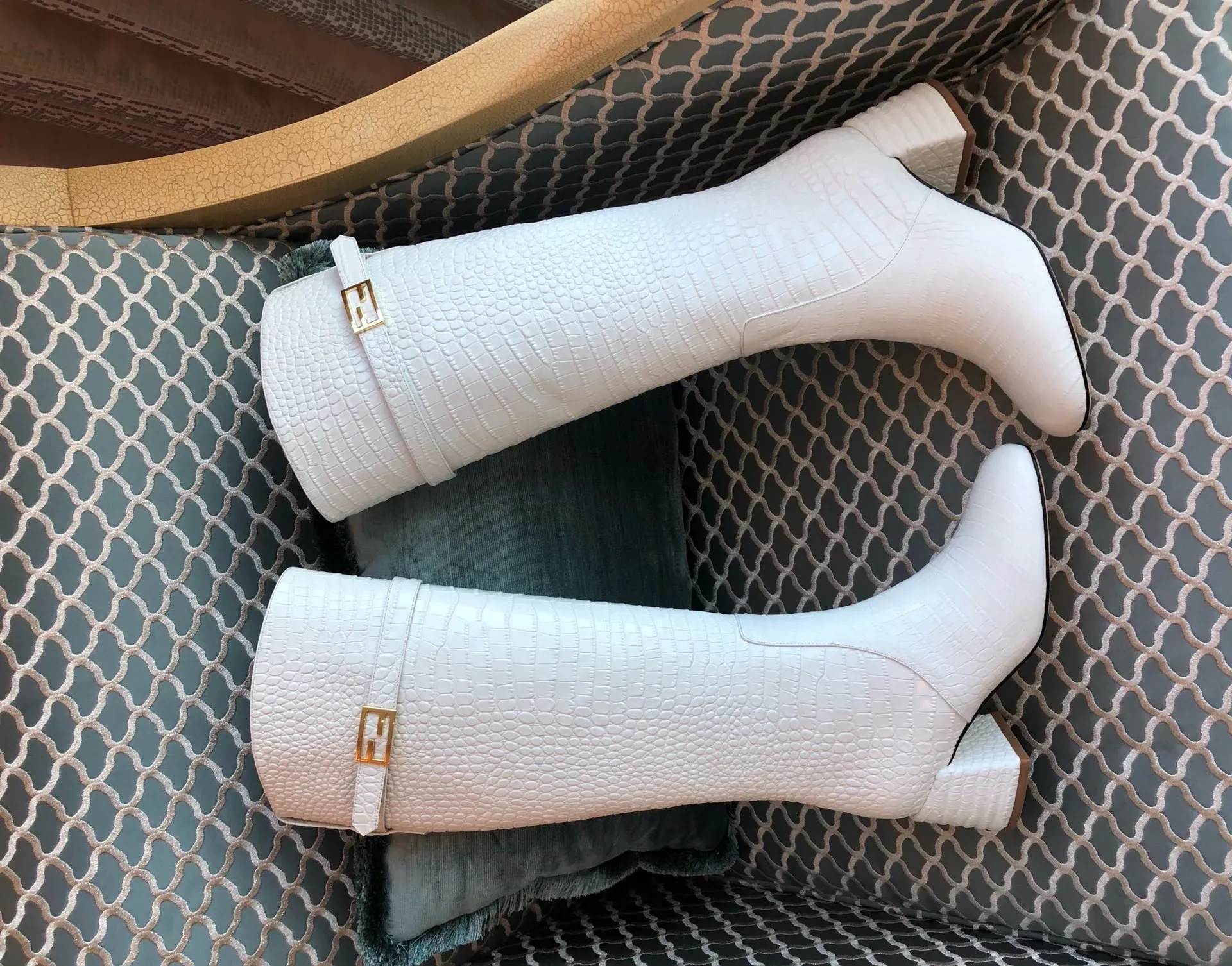 Сапоги Женские Fendi 139717