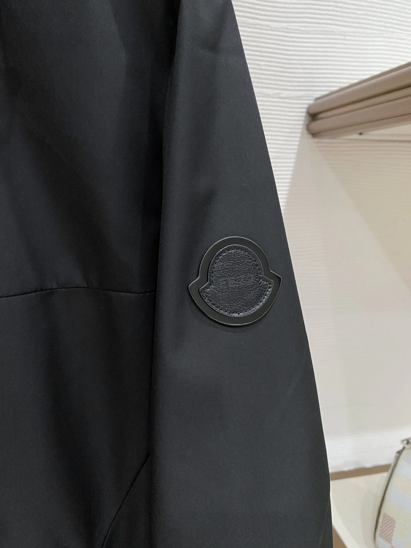 Куртки И Пуховики Мужские Moncler 11504054
