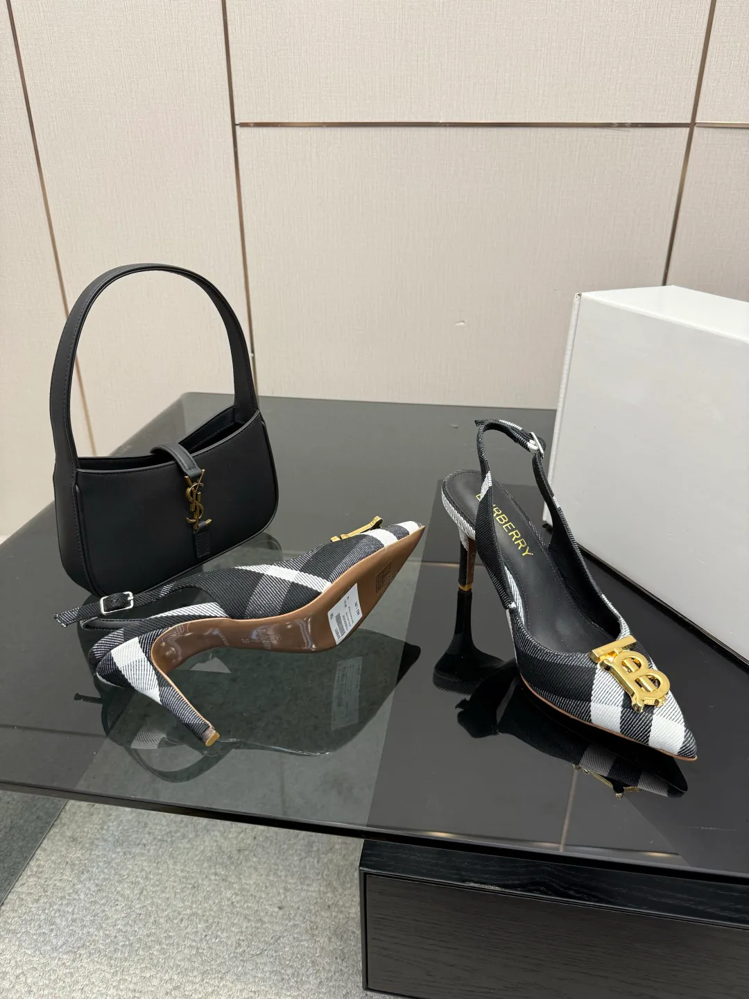 Туфли Женские Burberry 11096286